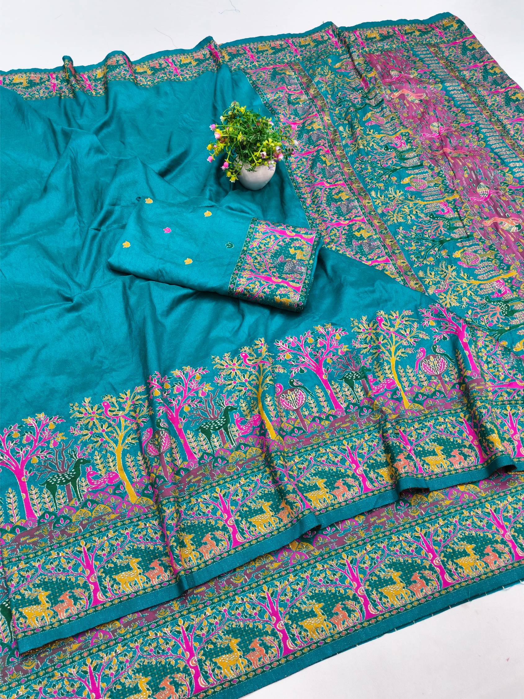 Adorable Rama Nylon Dola Pashmina Saree With Ineffable Blouse Piece