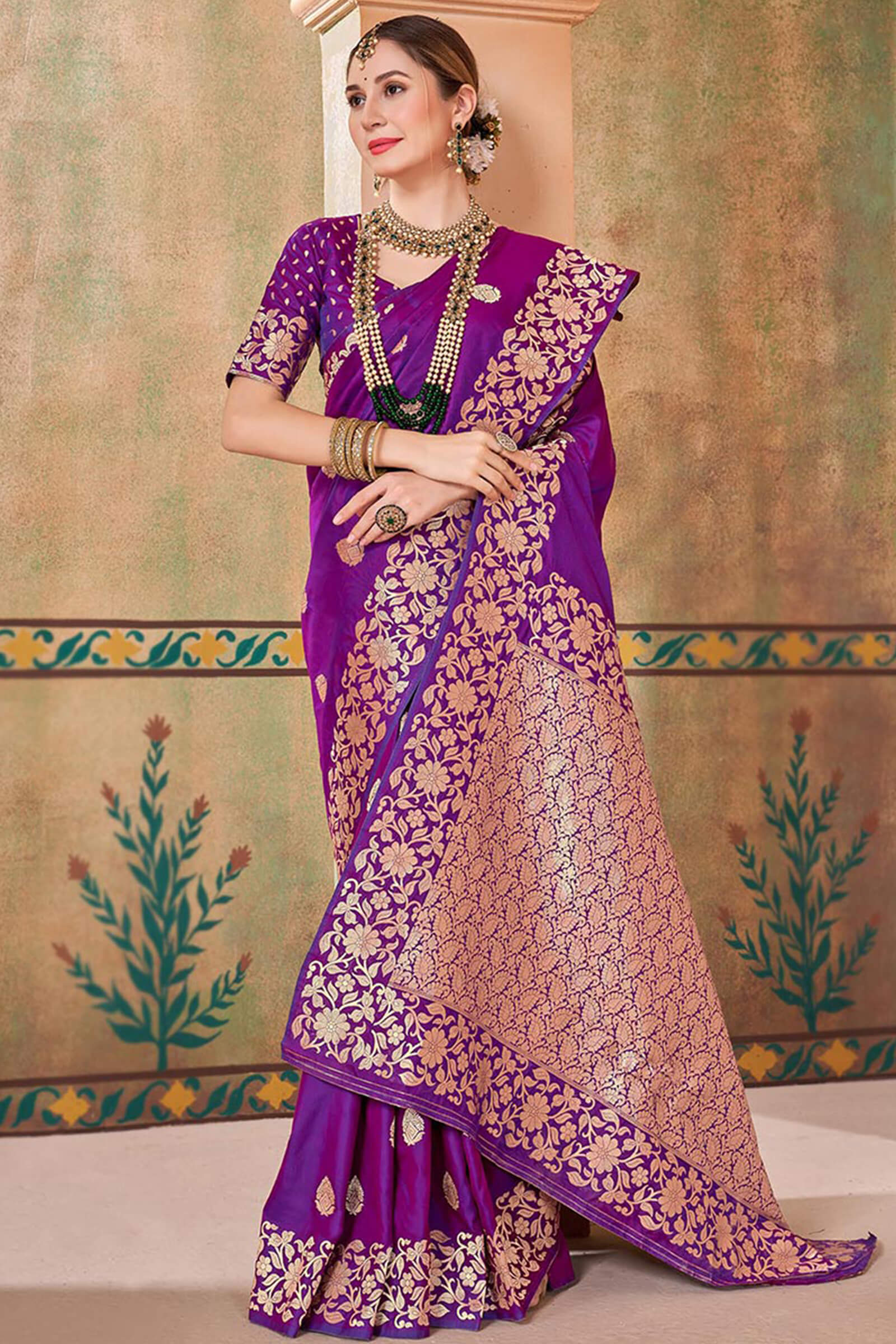 Evanescent Purple Soft Banarasi Silk Saree With Surreptitious Blouse Piece