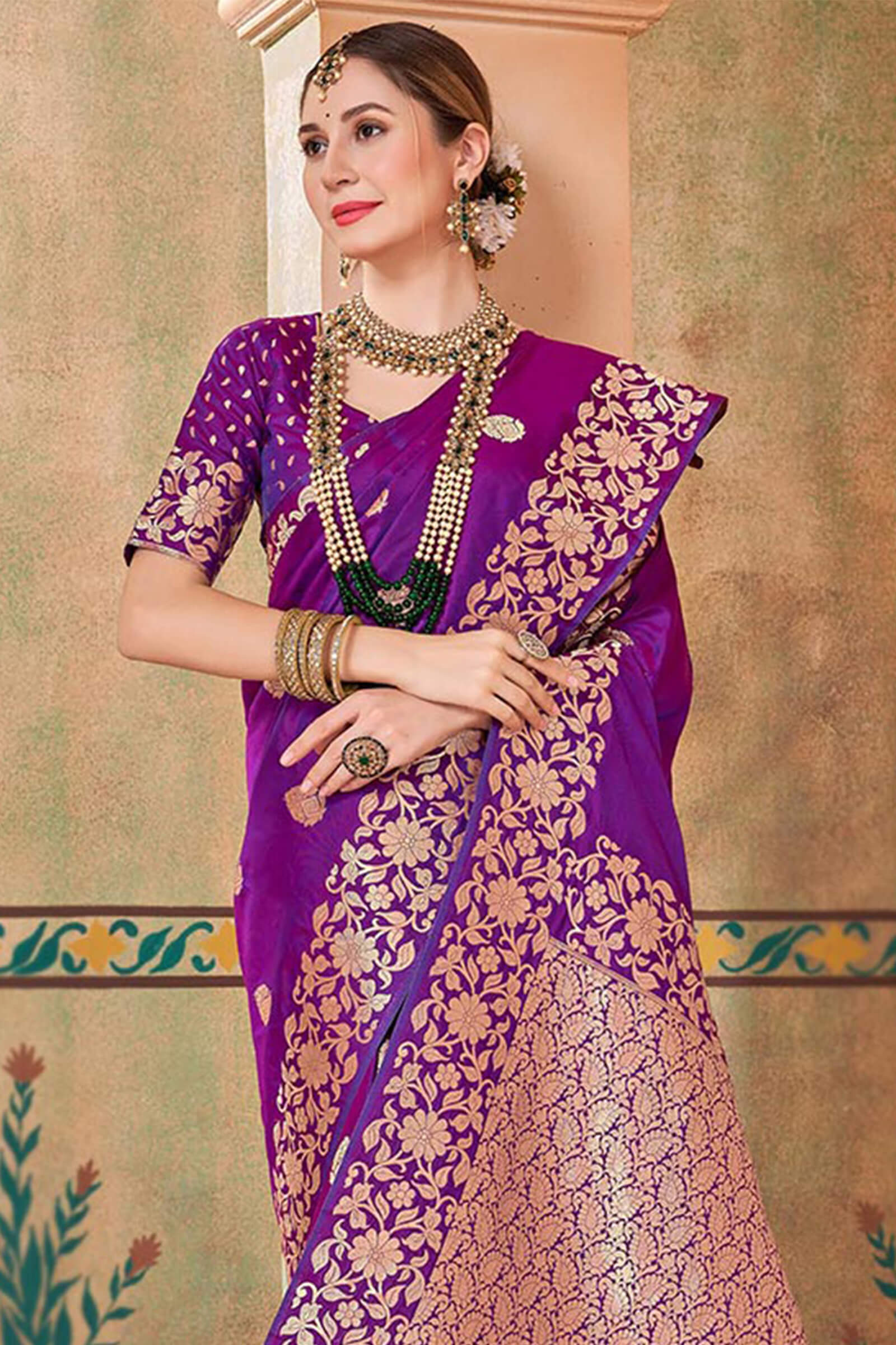 Evanescent Purple Soft Banarasi Silk Saree With Surreptitious Blouse Piece
