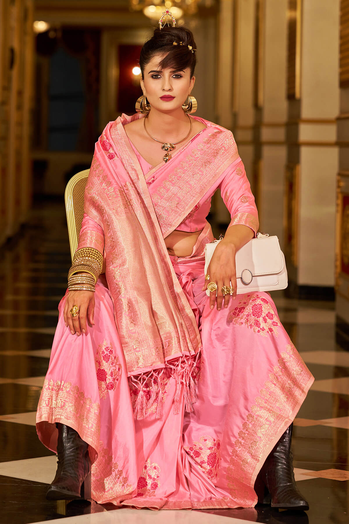 Glowing Pink Pure Zari Weaving Banarasi Silk Saree With Ineffable Blouse Piece