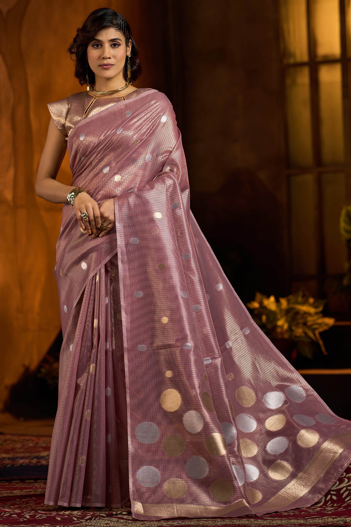 Fantabulous Lavender Soft Banarasi Tissue Silk Saree With Panache Blouse Piece