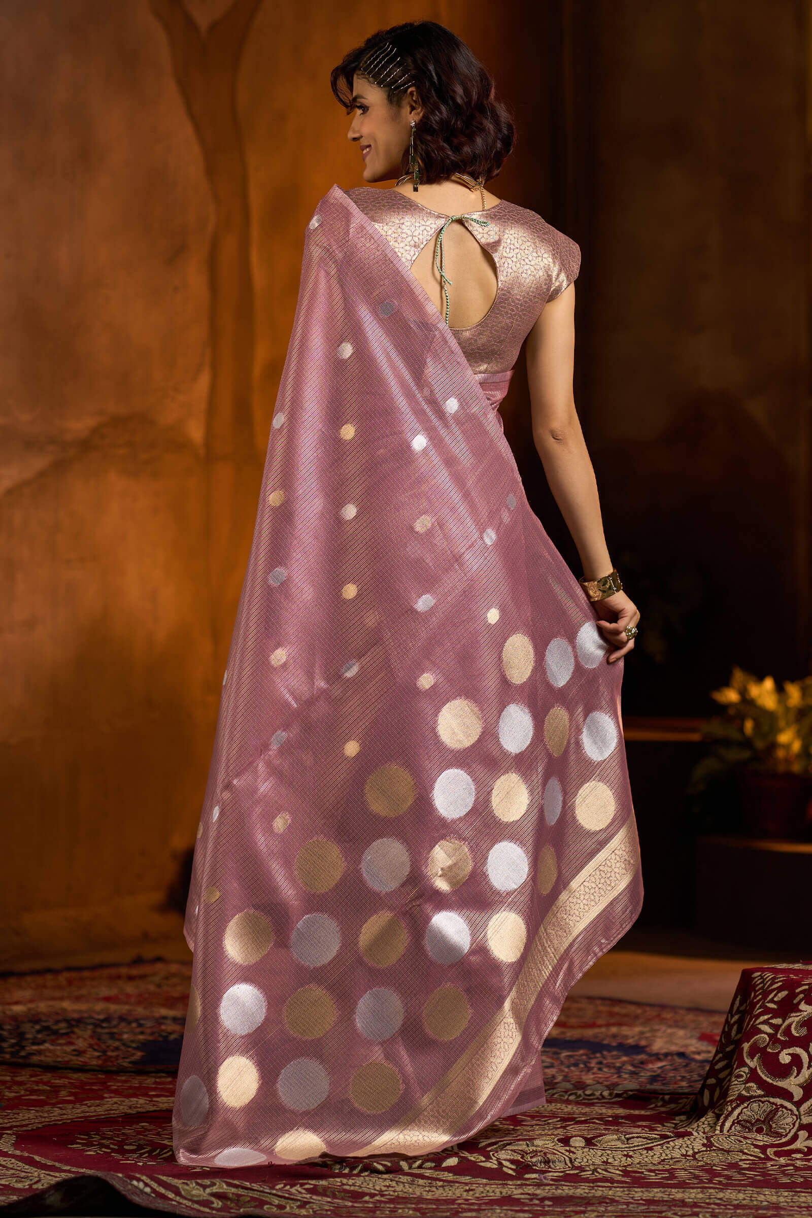 Fantabulous Lavender Soft Banarasi Tissue Silk Saree With Panache Blouse Piece