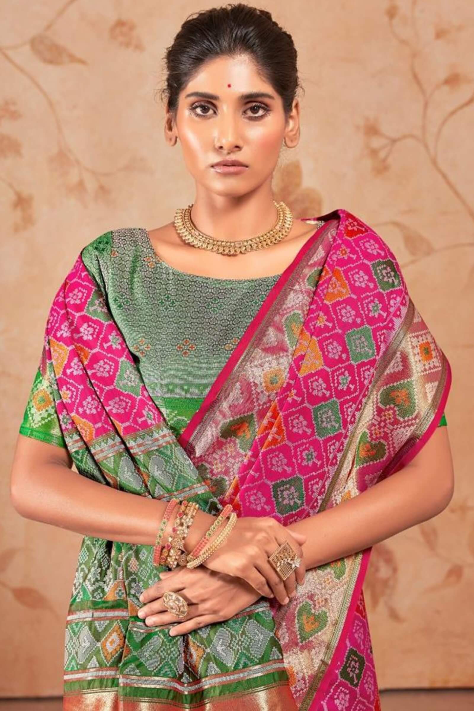 Vivacious Dark Pink Patola Silk Saree with Hypnotic Blouse Piece