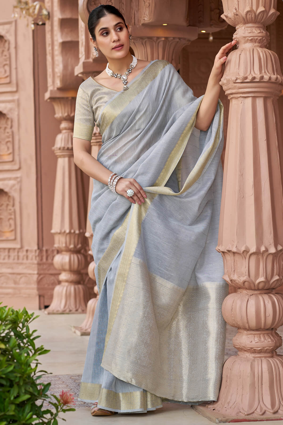 Flameboyant Grey Cotton Silk Saree With Artistic Blouse Piece