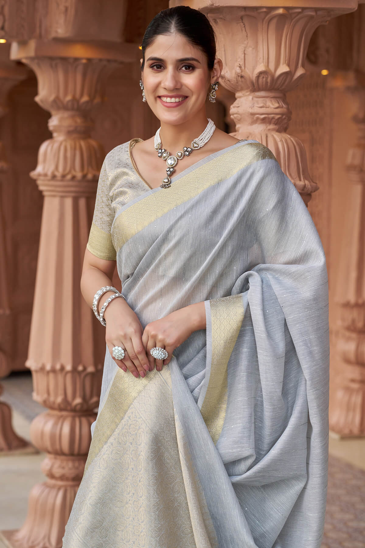 Flameboyant Grey Cotton Silk Saree With Artistic Blouse Piece