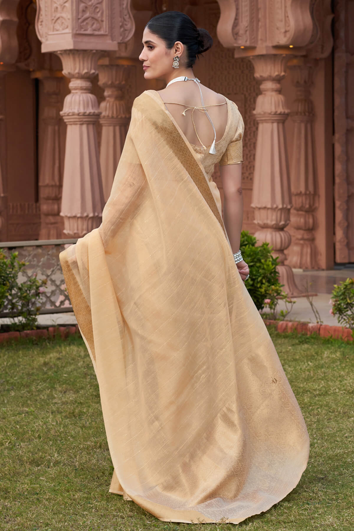 Smart Peach Cotton Silk Saree With Marvellous Blouse Piece