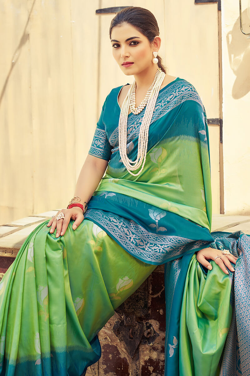Tremendous Green Soft Banarasi Silk Saree With Epiphany Blouse Piece