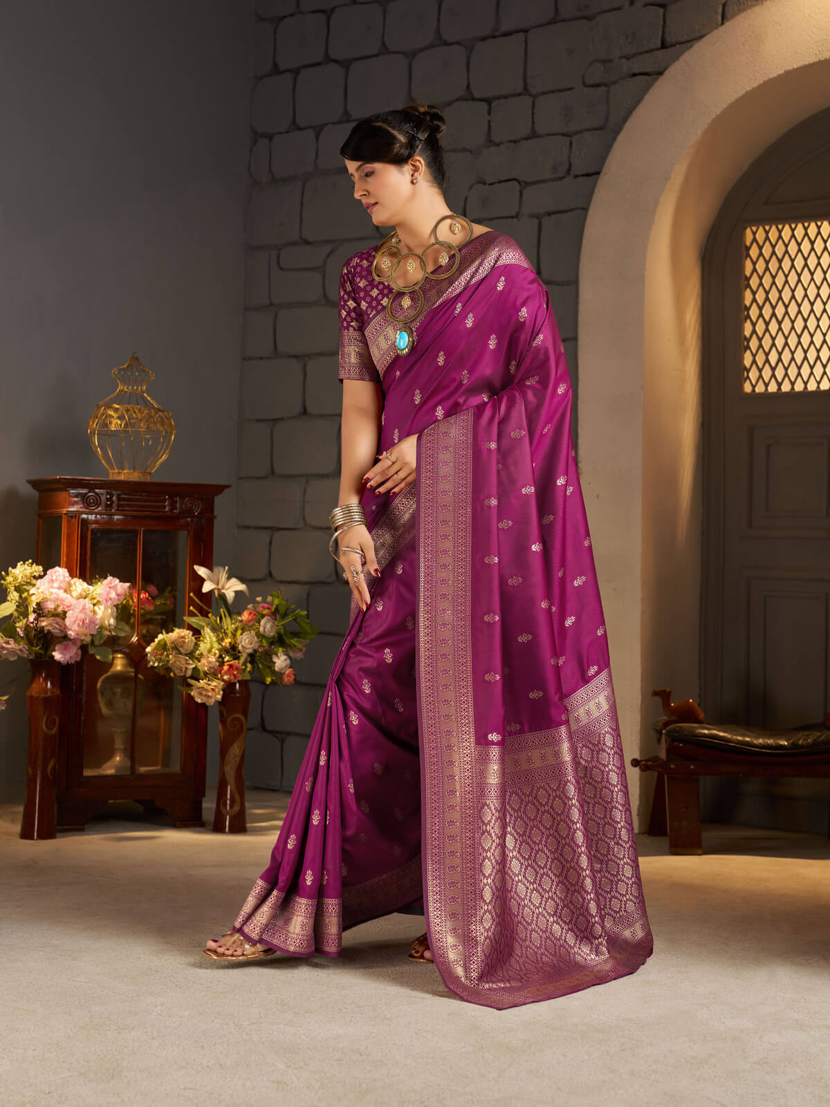 Elision Dark Pink Banarasi Silk Saree With Exceptional Blouse Piece