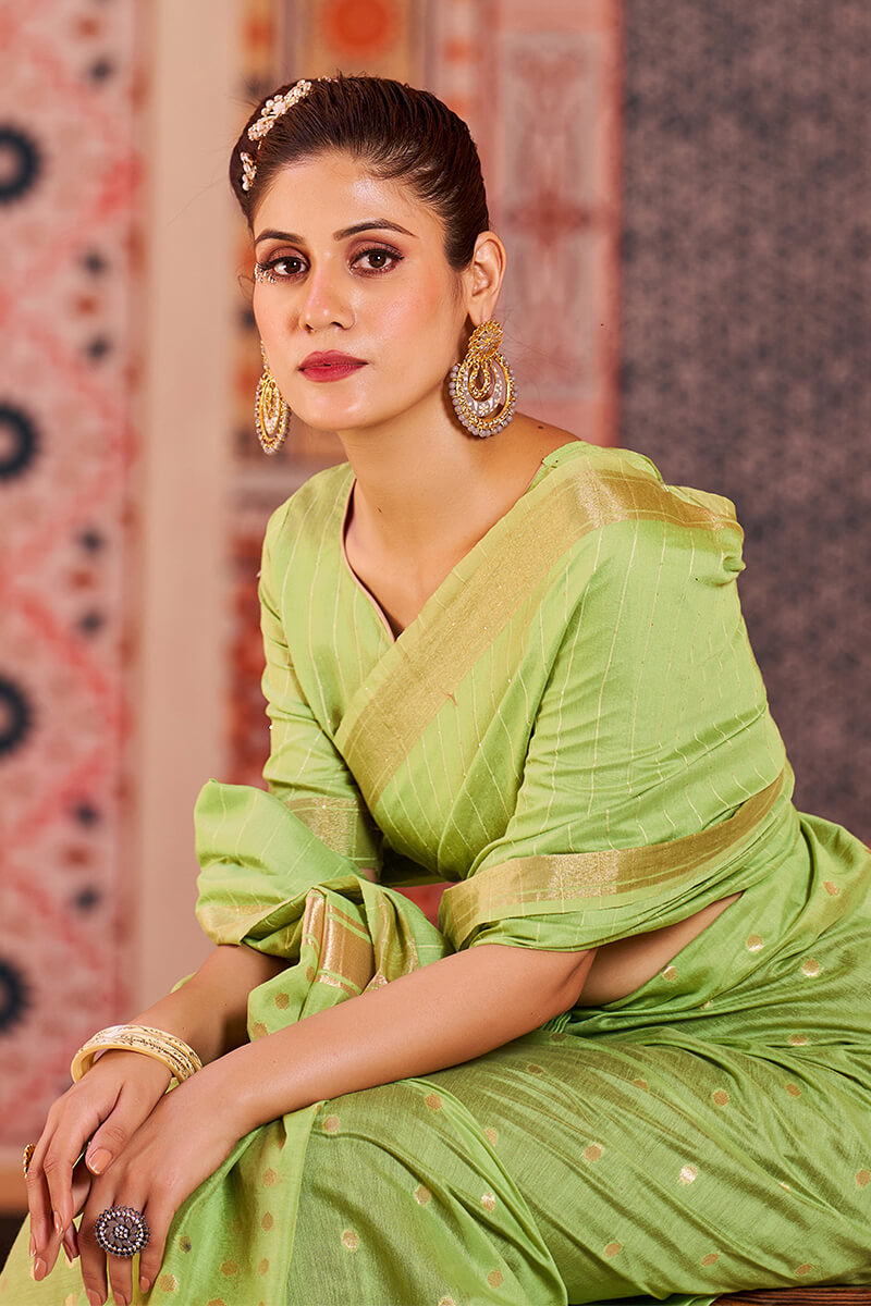 Nemesis Green Linen Cotton Silk Saree With Propinquity Blouse Piece