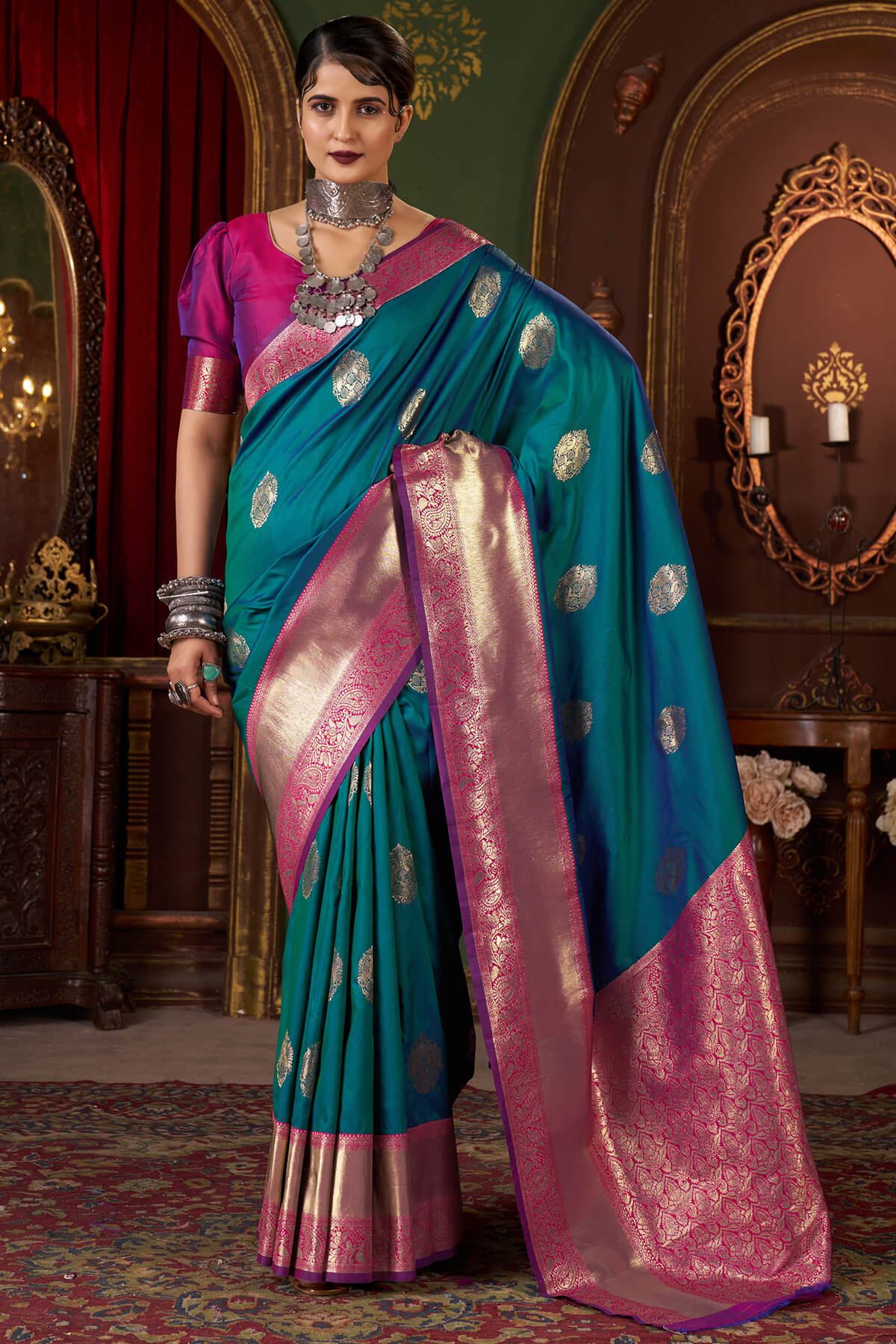 Engrossing Rama Pure Zari Weaving Banarasi Silk Saree With Symmetrical Blouse Piece