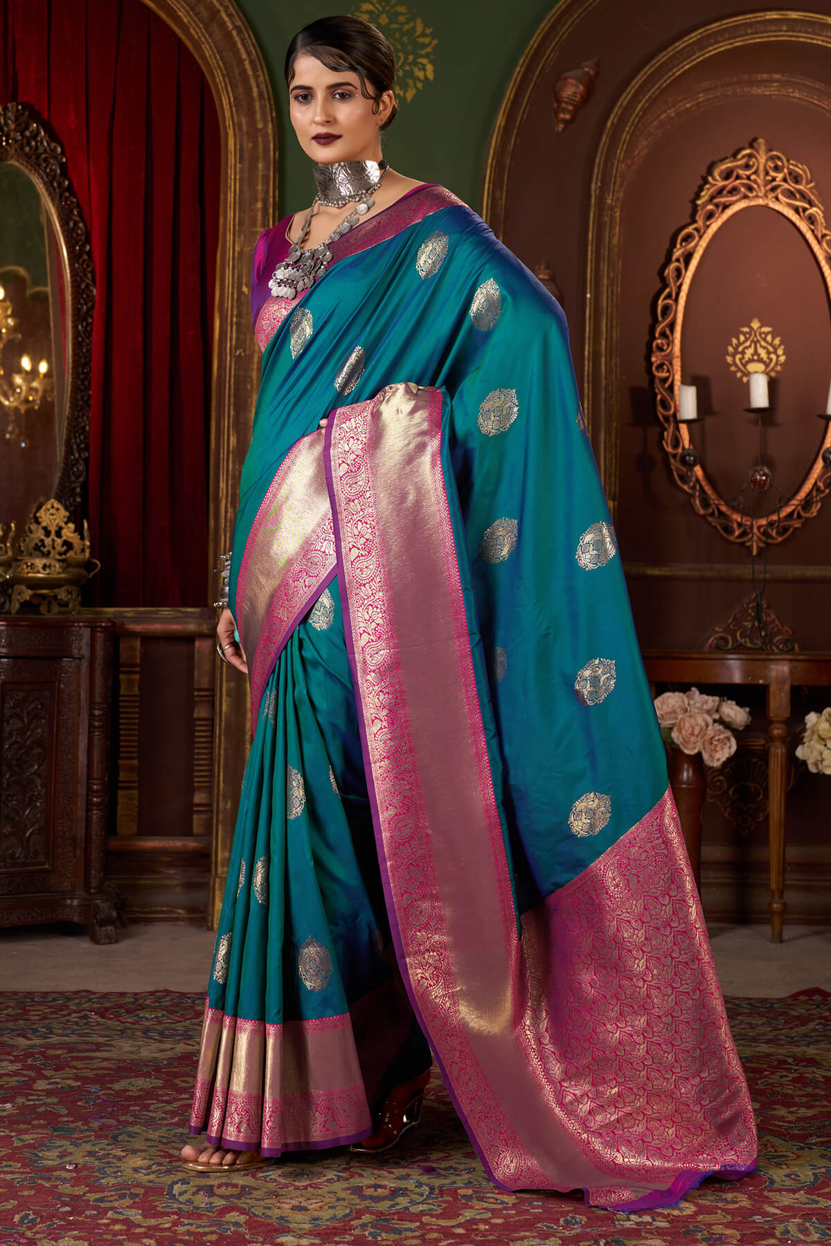 Engrossing Rama Pure Zari Weaving Banarasi Silk Saree With Symmetrical Blouse Piece