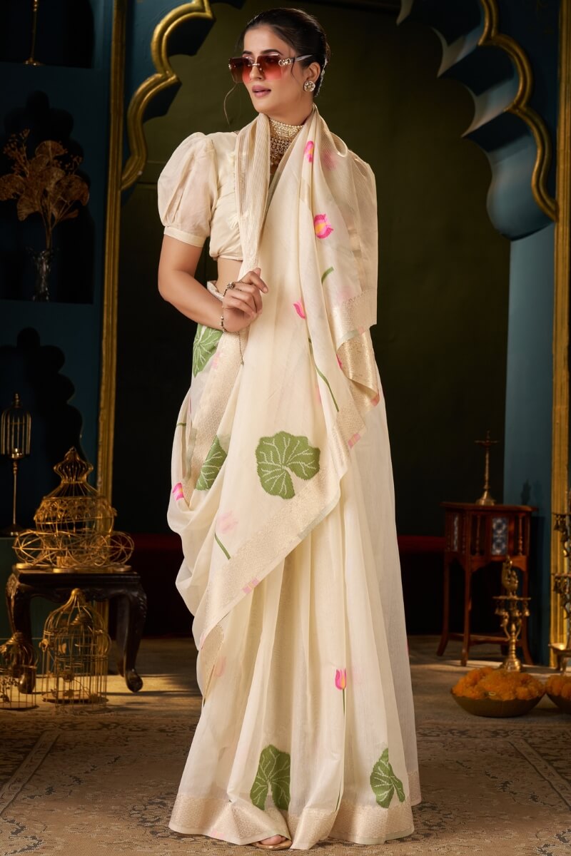 Entrancing Beige Cotton Silk Saree With Conflate Blouse Piece