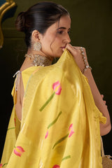 Inspiring Yellow Cotton Silk Saree With Sizzling Blouse Piece