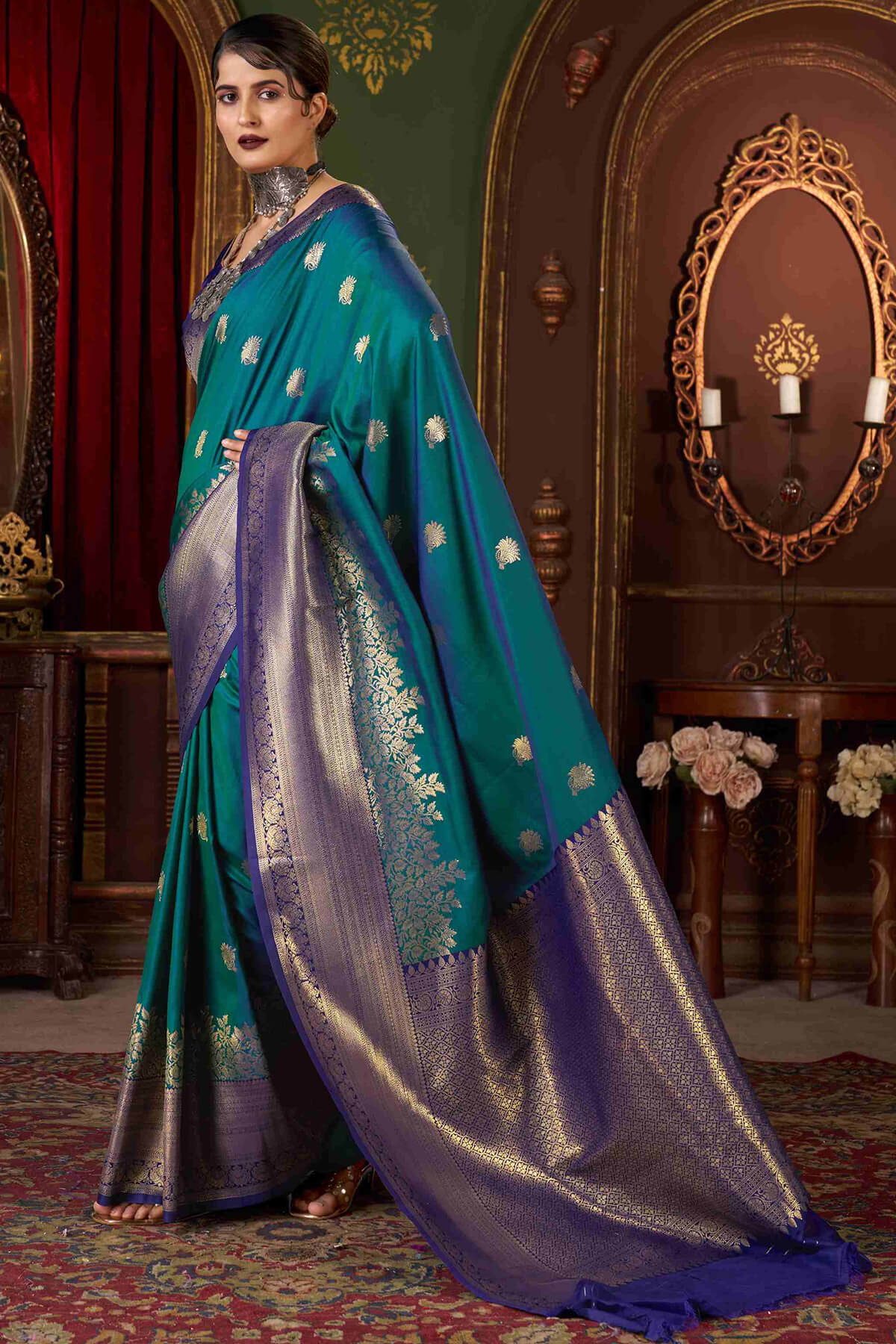 Charming Rama Pure Zari Weaving Banarasi Silk Saree With Panoply Blouse Piece