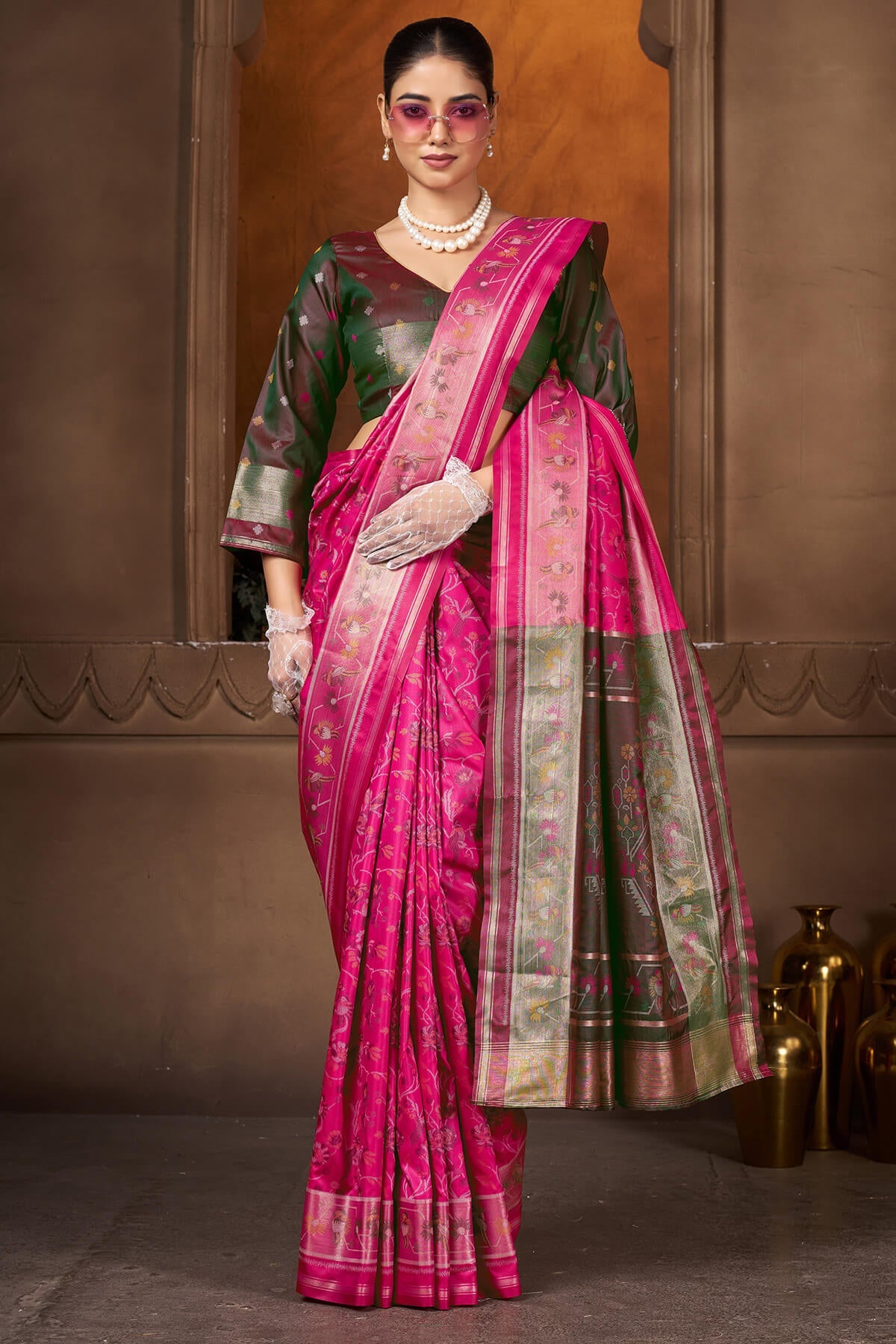 Fugacious Dark Pink Paithani Silk Saree With Nectarous Blouse Piece