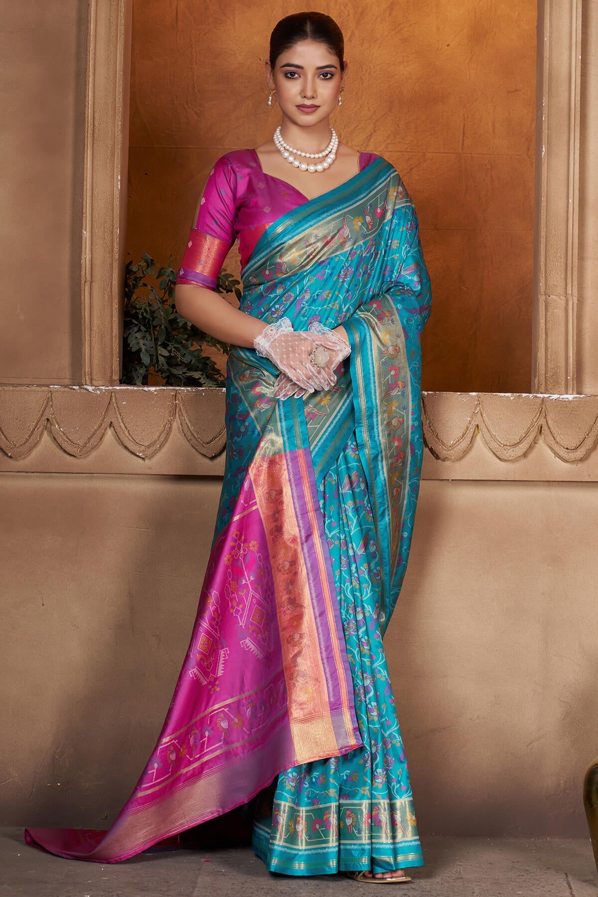 Seraglio Firozi Paithani Silk Saree With Groovy Blouse Piece