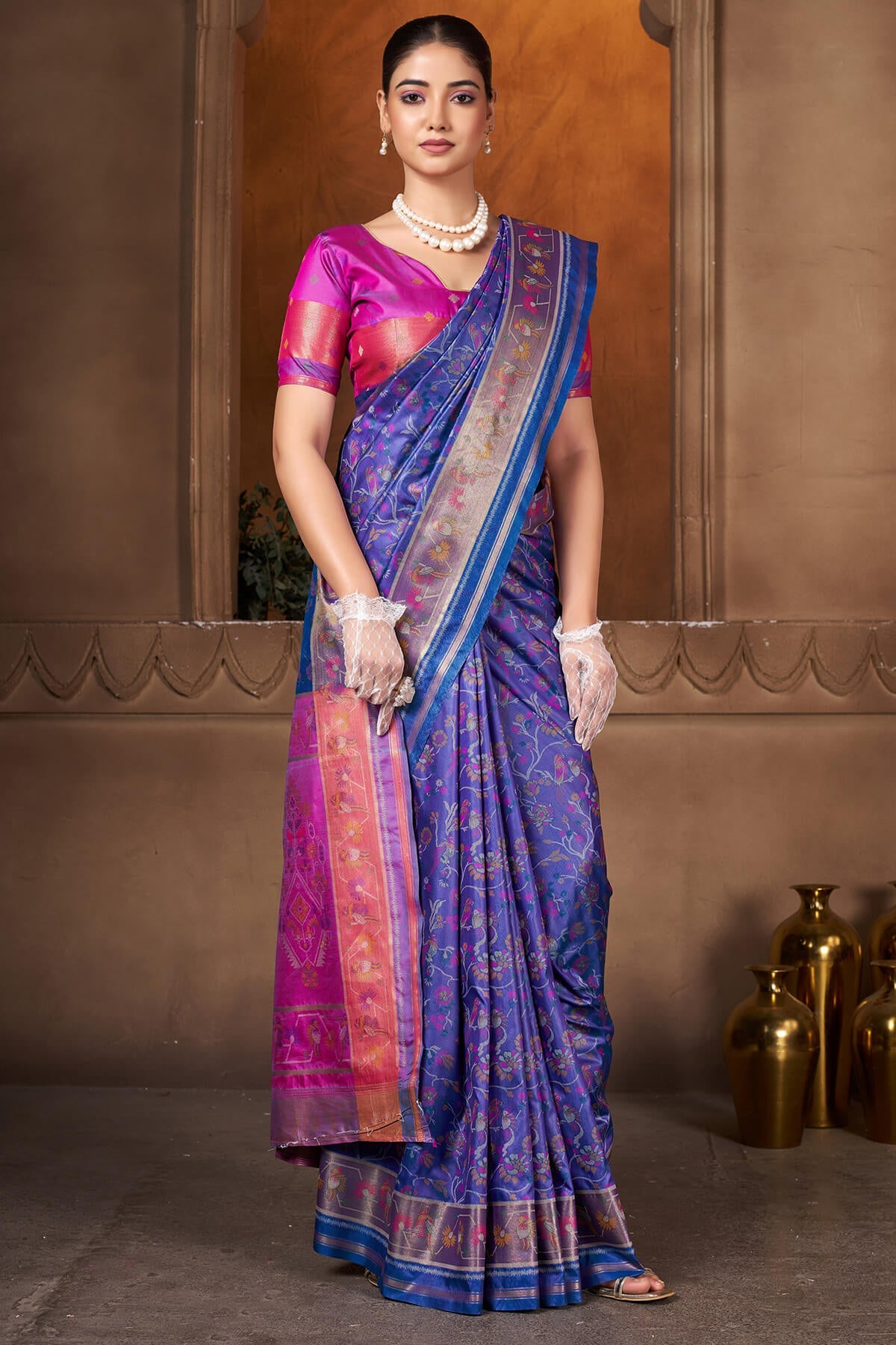 Capricious Navy Blue Paithani Silk Saree With Opulent Blouse Piece