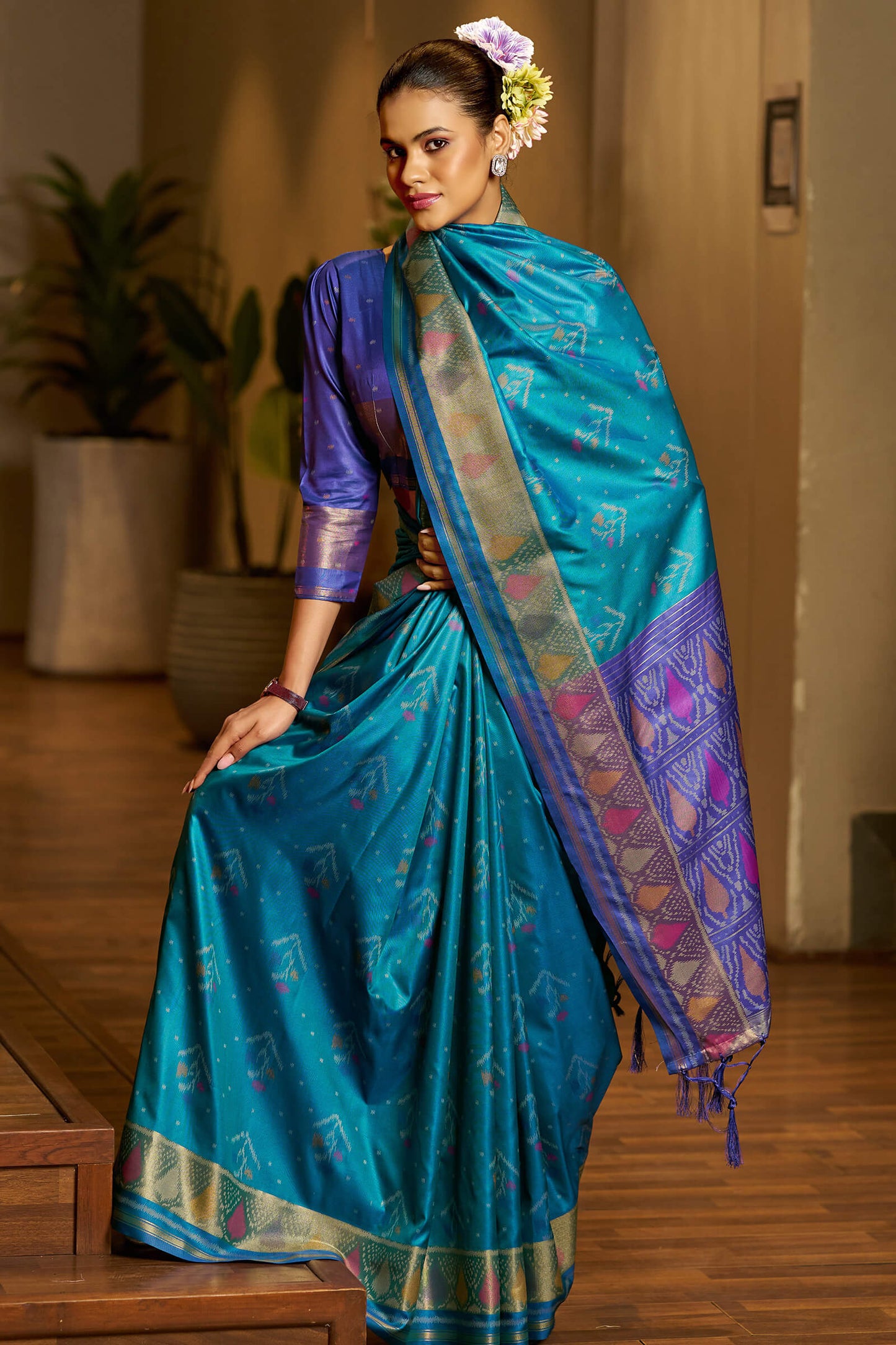 Ravishing Firozi Pure Zari Weaving Banarasi Silk Saree With Delightful Blouse Piece