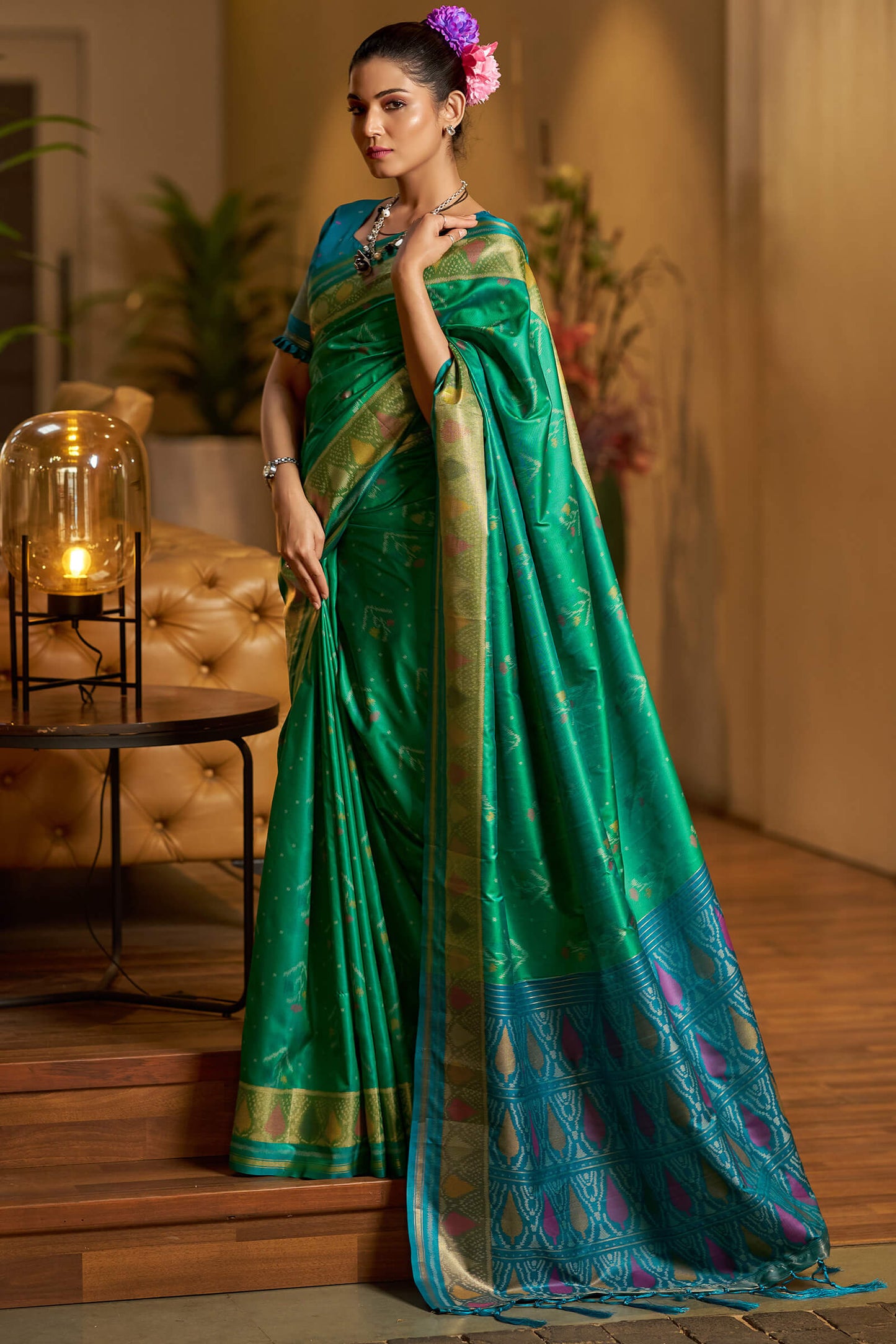 Ratatouille Green Pure Zari Weaving Banarasi Silk Saree With Snappy Blouse Piece