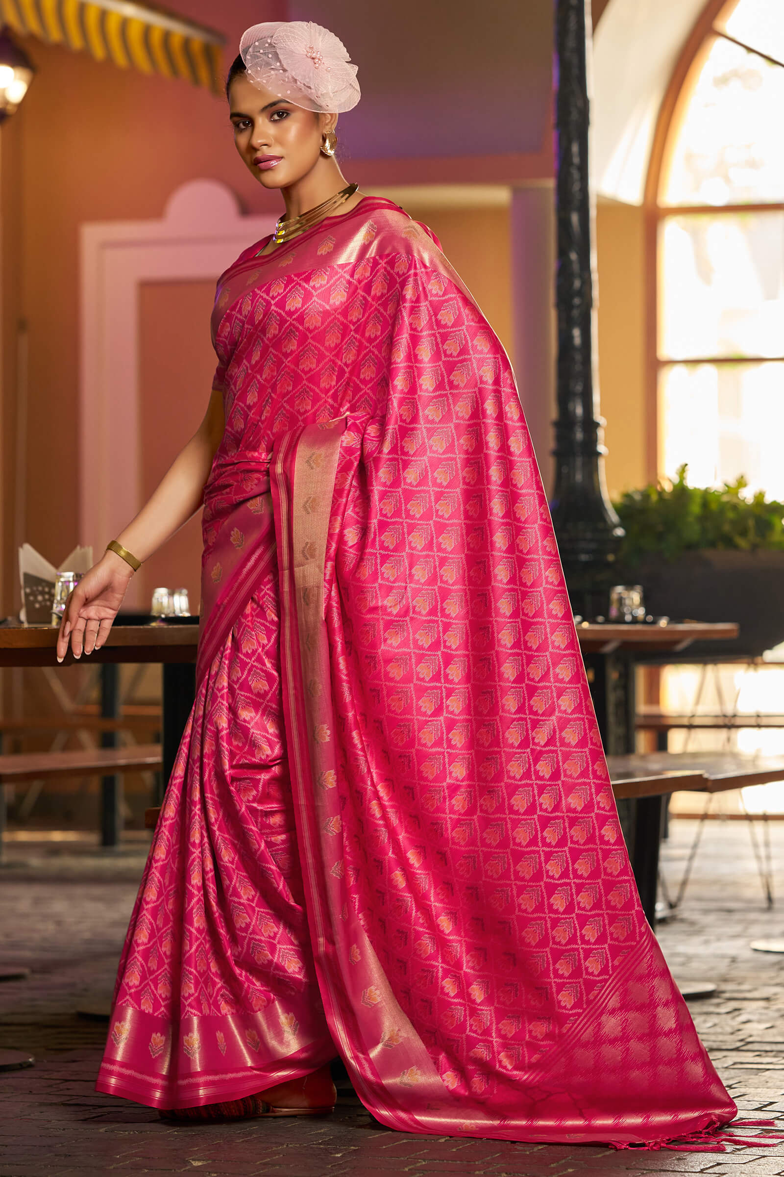 Fugacious Dark Pink Pure Zari Weaving Banarasi Silk Saree With Brood Blouse Piece
