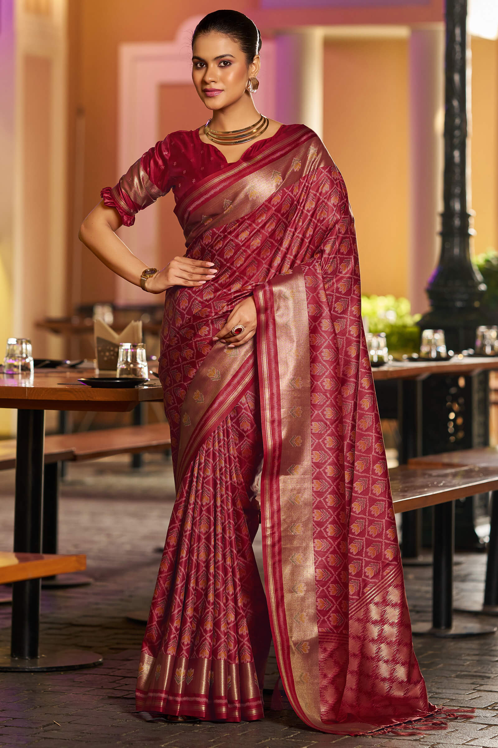 Majestic Maroon Pure Zari Weaving Banarasi Silk Saree With Grandiose Blouse Piece