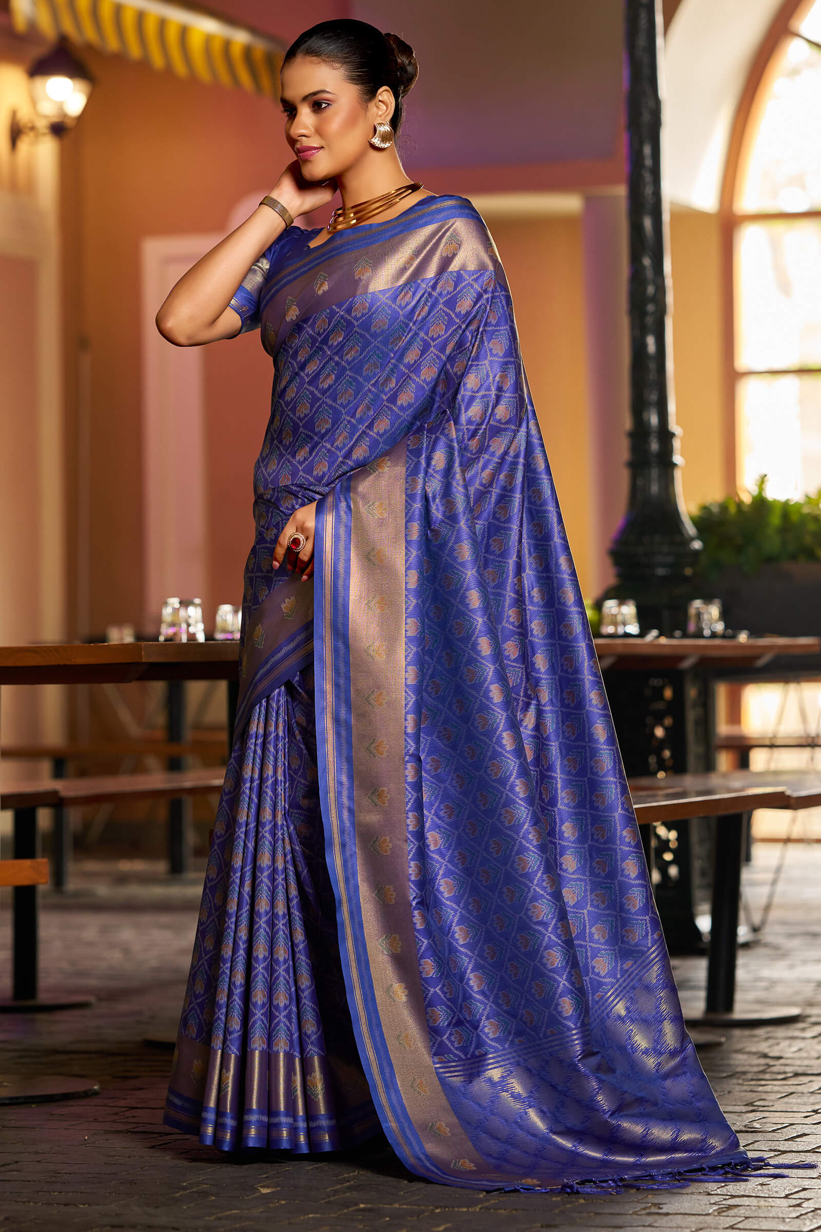 Conflate Royal Blue Pure Zari Weaving Banarasi Silk Saree With Jubilant Blouse Piece