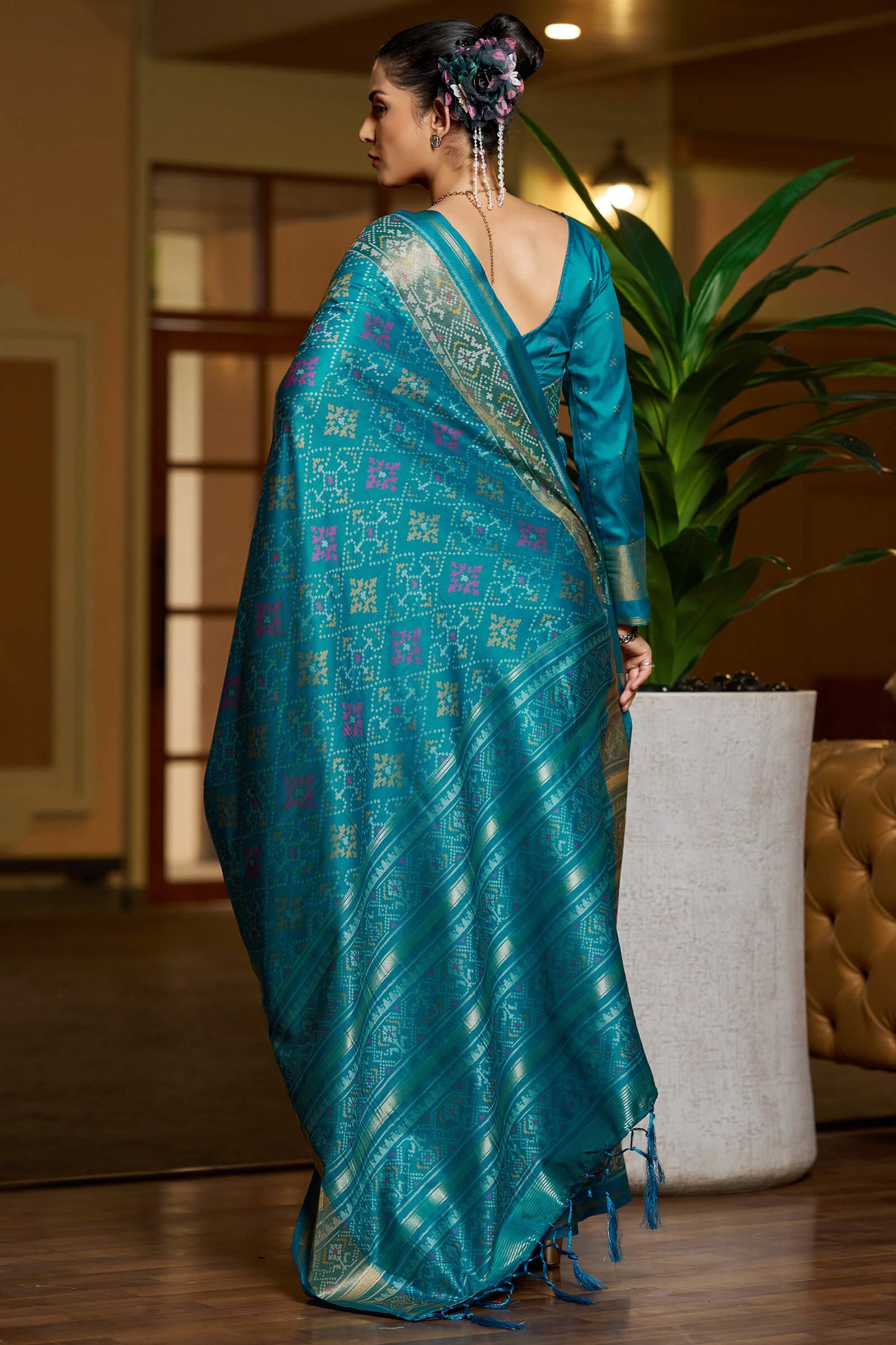 Assemblage Firozi Pure Zari Weaving Banarasi Silk Saree With Seraphic Blouse Piece