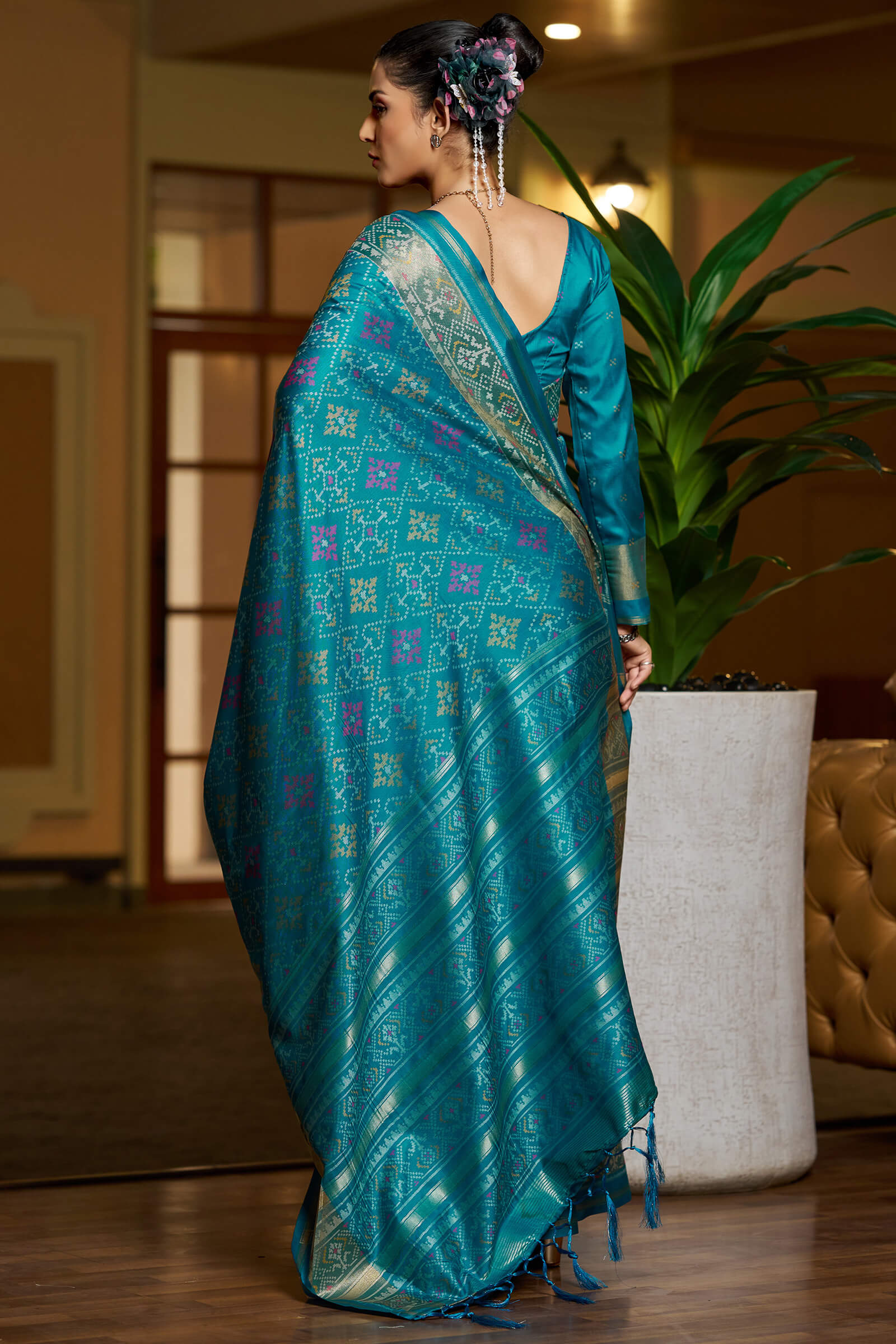 Assemblage Firozi Pure Zari Weaving Banarasi Silk Saree With Seraphic Blouse Piece