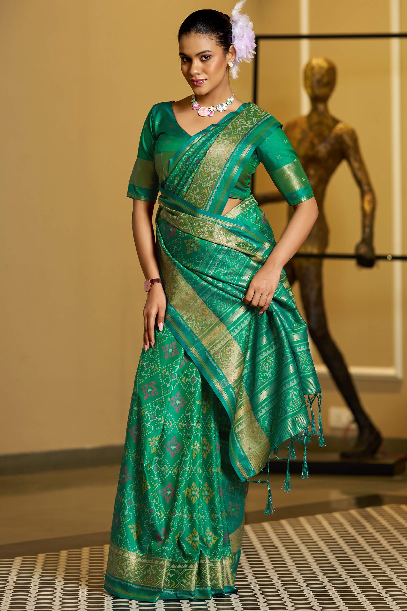 Rhapsodic Green Pure Zari Weaving Banarasi Silk Saree With Ethereal Blouse Piece