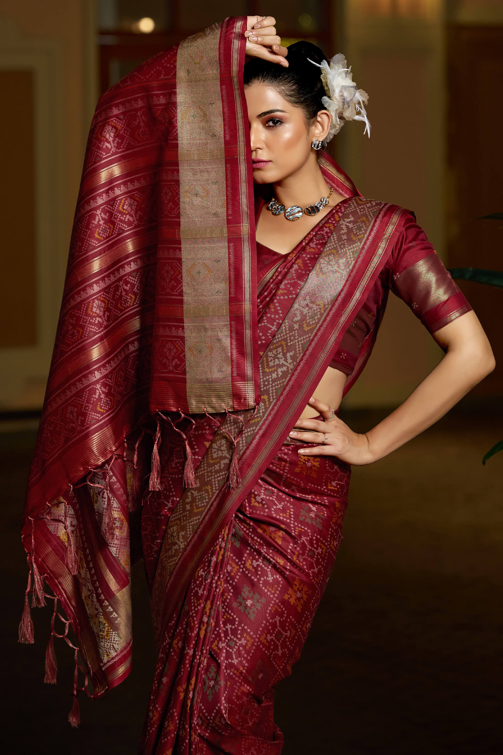 Gleaming Maroon Pure Zari Weaving Banarasi Silk Saree With Moiety Blouse Piece