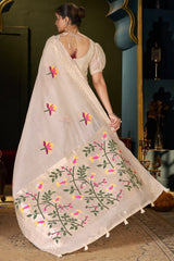 Breathtaking Beige Cotton Silk Saree With Delectable Blouse Piece