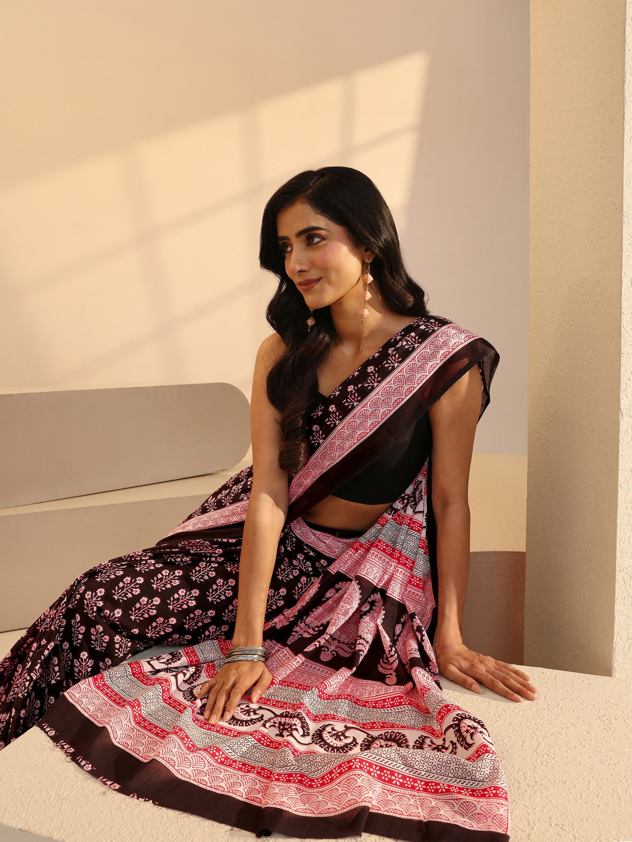 Libas Black Bagru Floral Print Cotton Saree