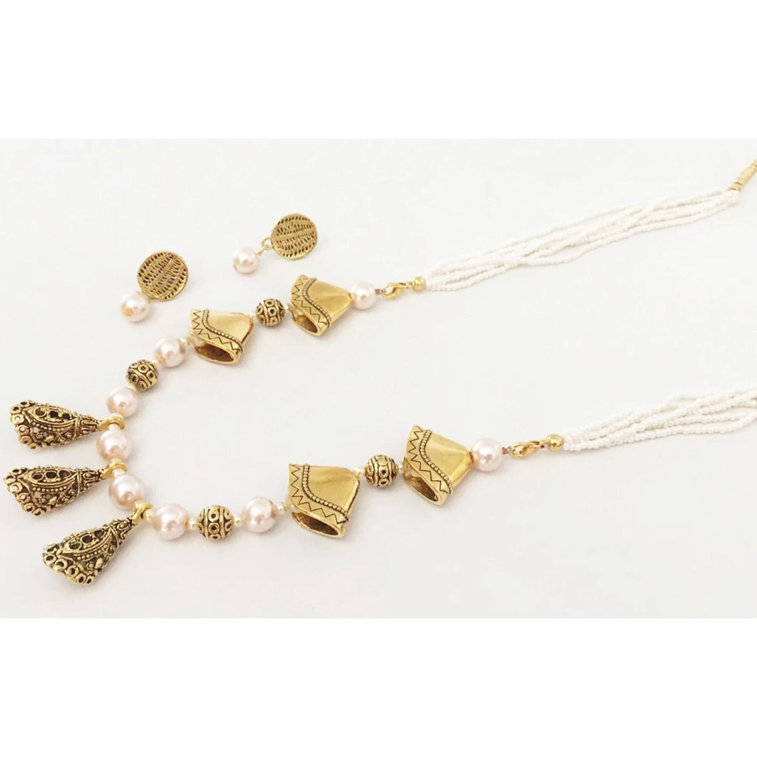 Brass Jewel Set (White and Gold)