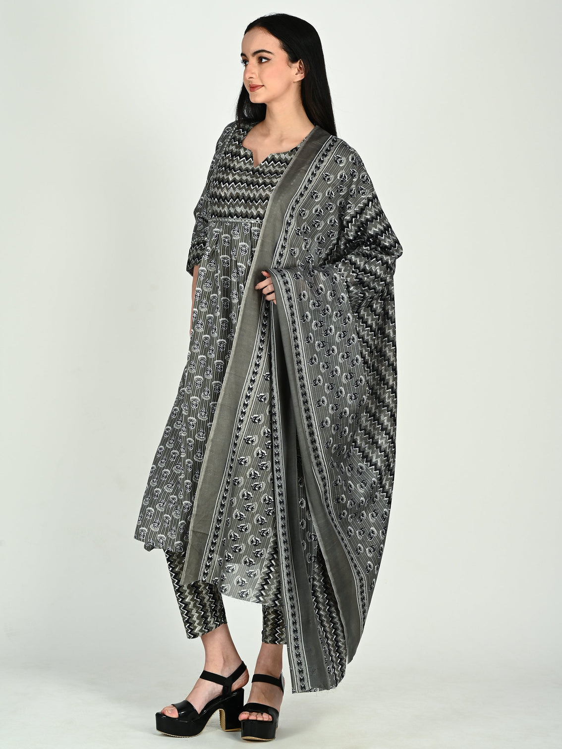 Grey black cotton blend floral block printed kurta pant with dupatta