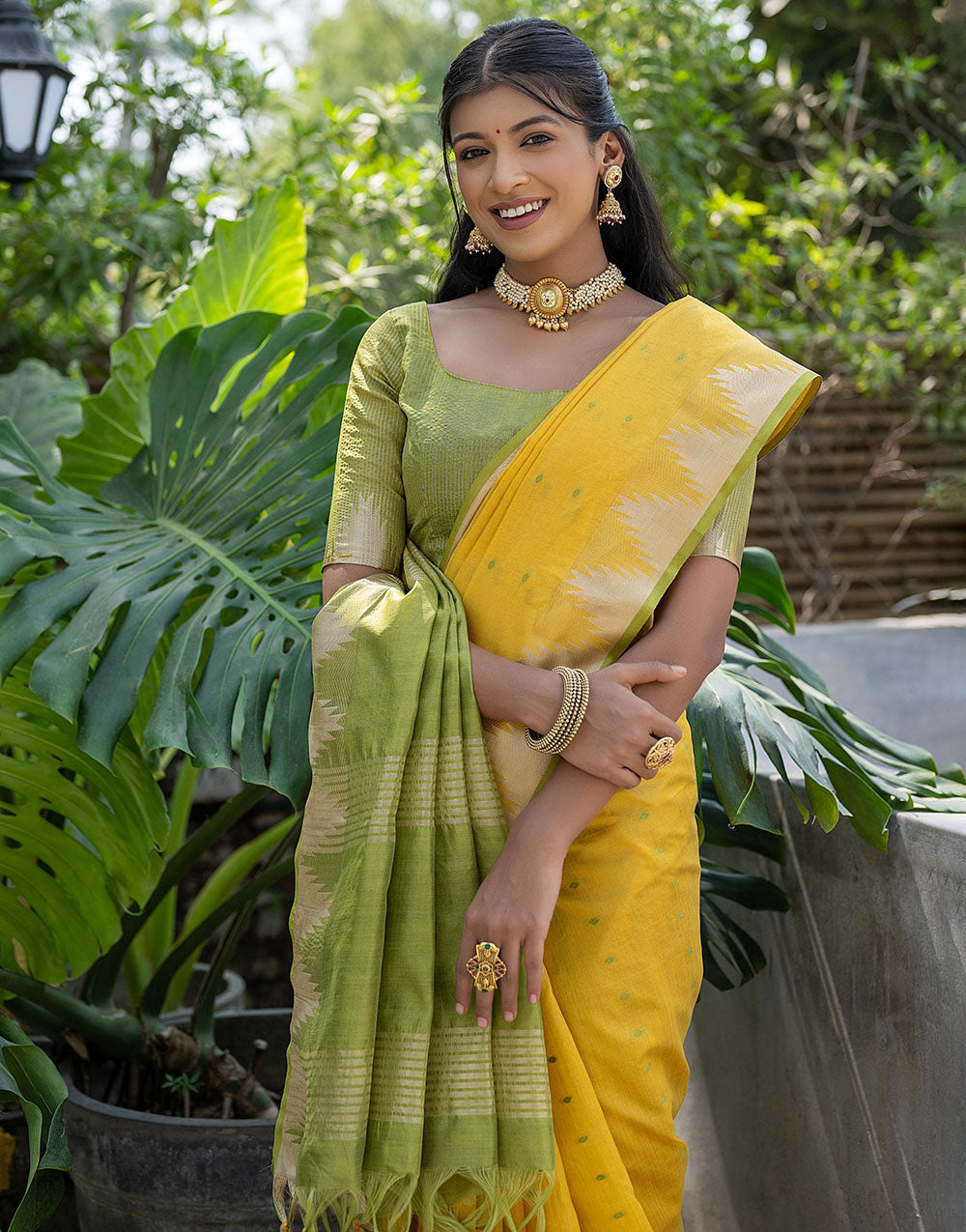 Yellow Tussar Silk Saree With Weaving Work