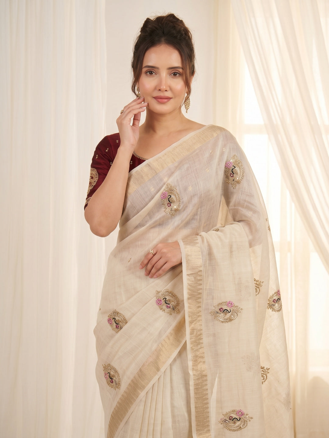White Original Banarasi Checks Saree Designer Party Wear Saree With Beads Handwork Zari Border Rich Pallu Wedding Festive Saree