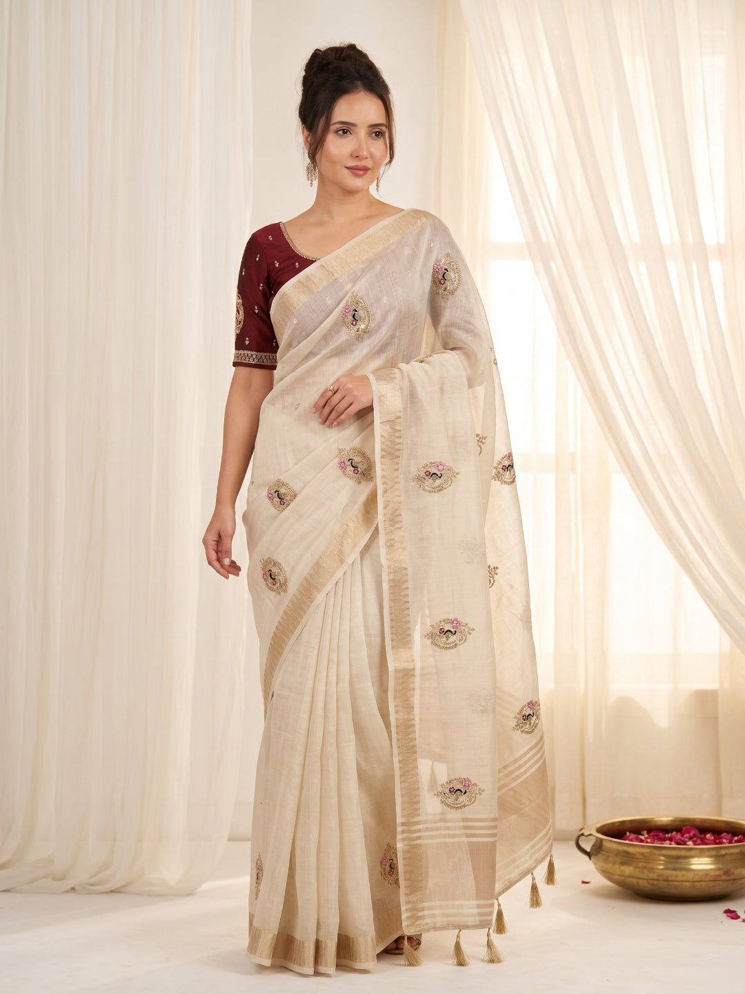 White Original Banarasi Checks Saree Designer Party Wear Saree With Beads Handwork Zari Border Rich Pallu Wedding Festive Saree