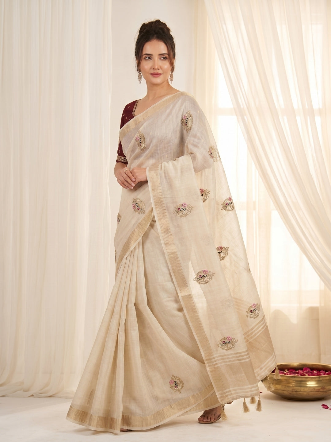 White Original Banarasi Checks Saree Designer Party Wear Saree With Beads Handwork Zari Border Rich Pallu Wedding Festive Saree