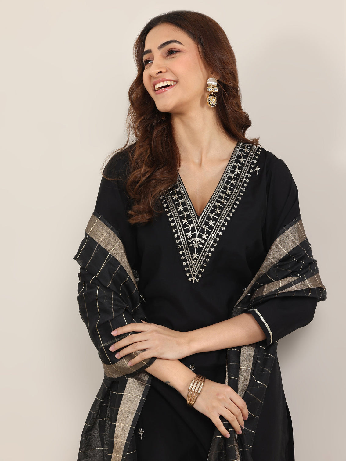 Mameraa Black Embroidered Straight Suit With Dupatta