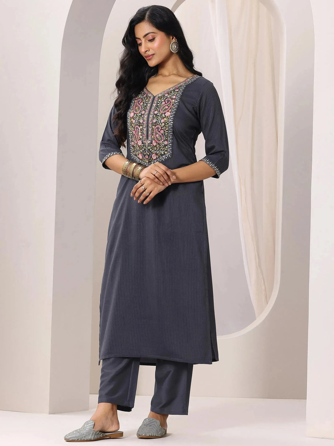 Mameraa Grey Yoke Design Straight Suit Set With Dupatta