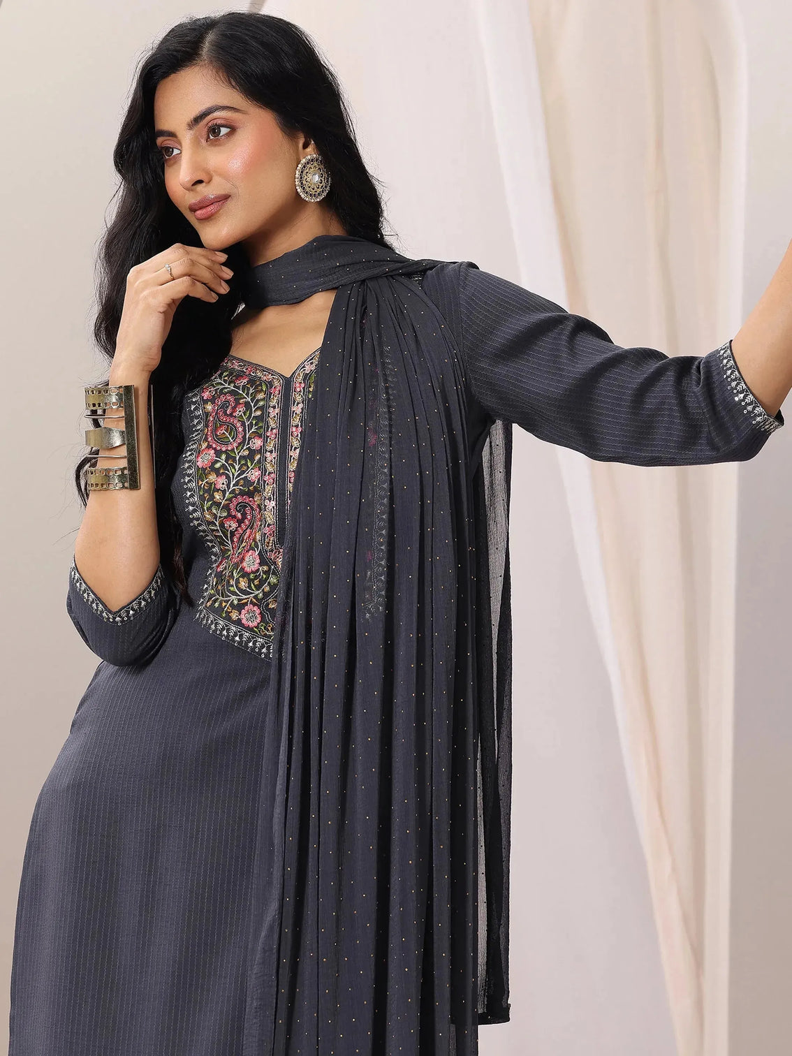 Mameraa Grey Yoke Design Straight Suit Set With Dupatta