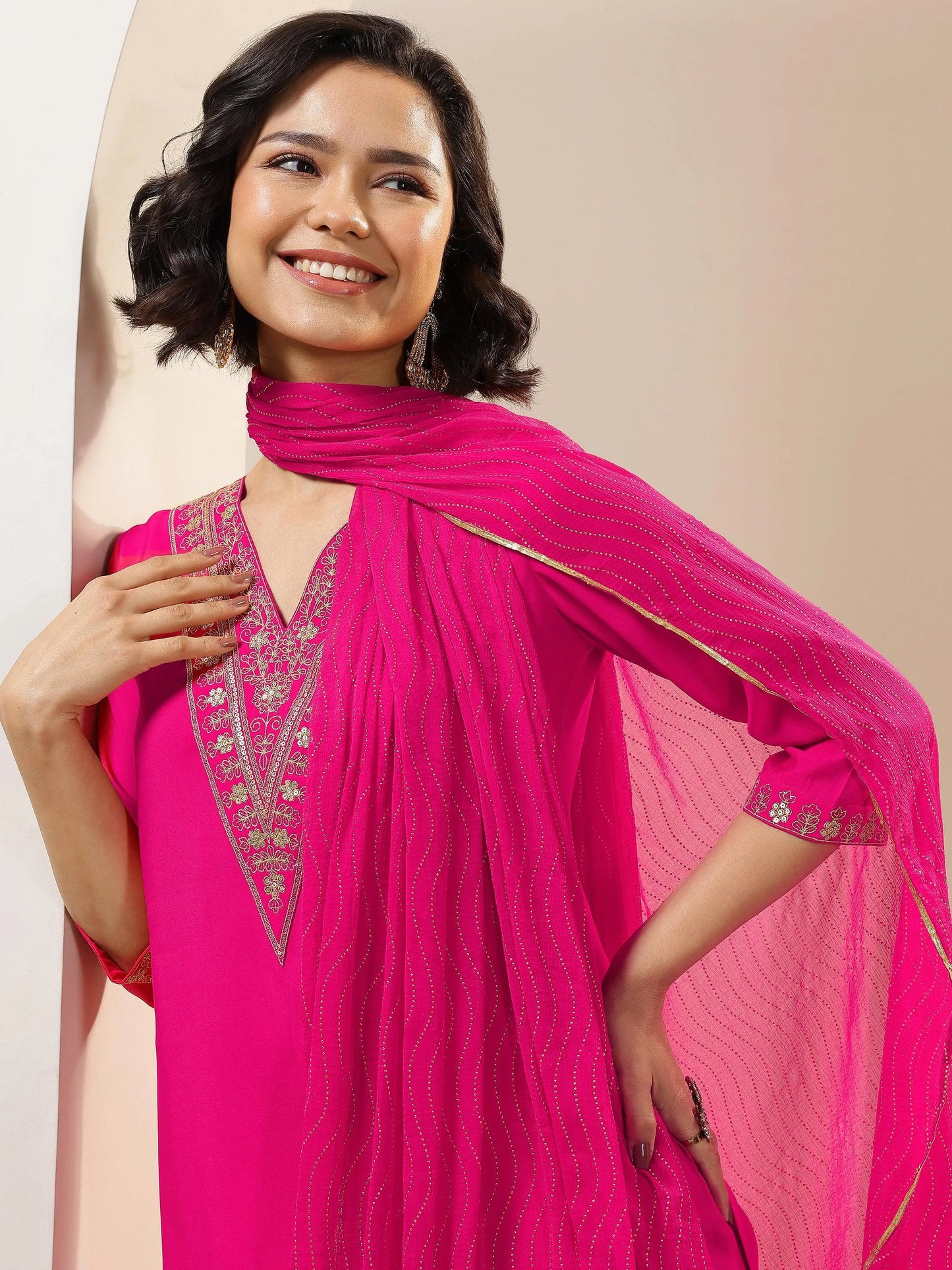 Gerua Pink Embroidered Silk Blend Straight Suit Sets With Dupatta