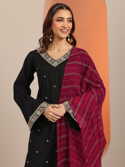 Mameraa Black Embellished Straight Suit Set With Dupatta