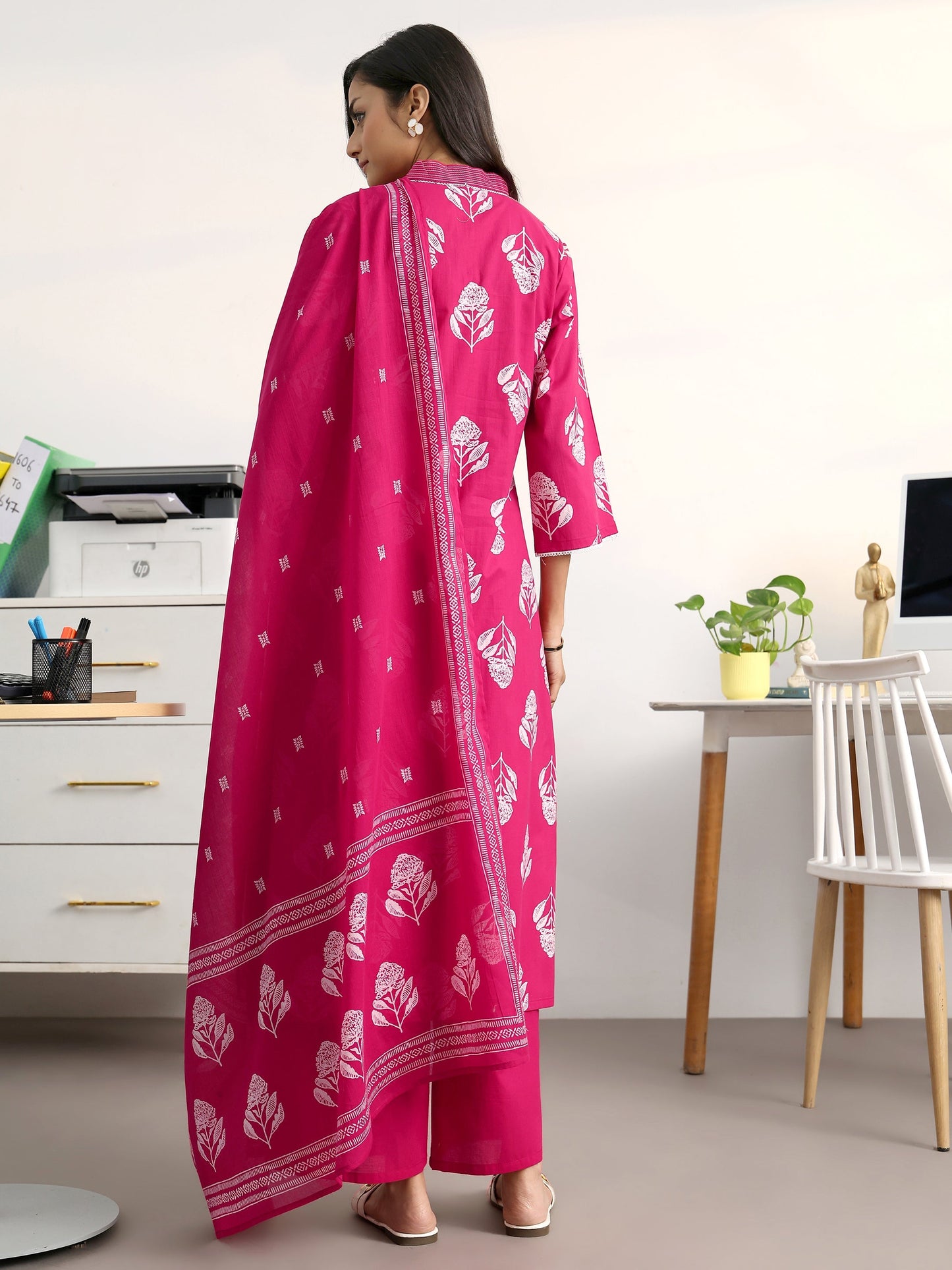 Gerua Pink Floral Printed Cotton Blend Straight Suit Set With Dupatta