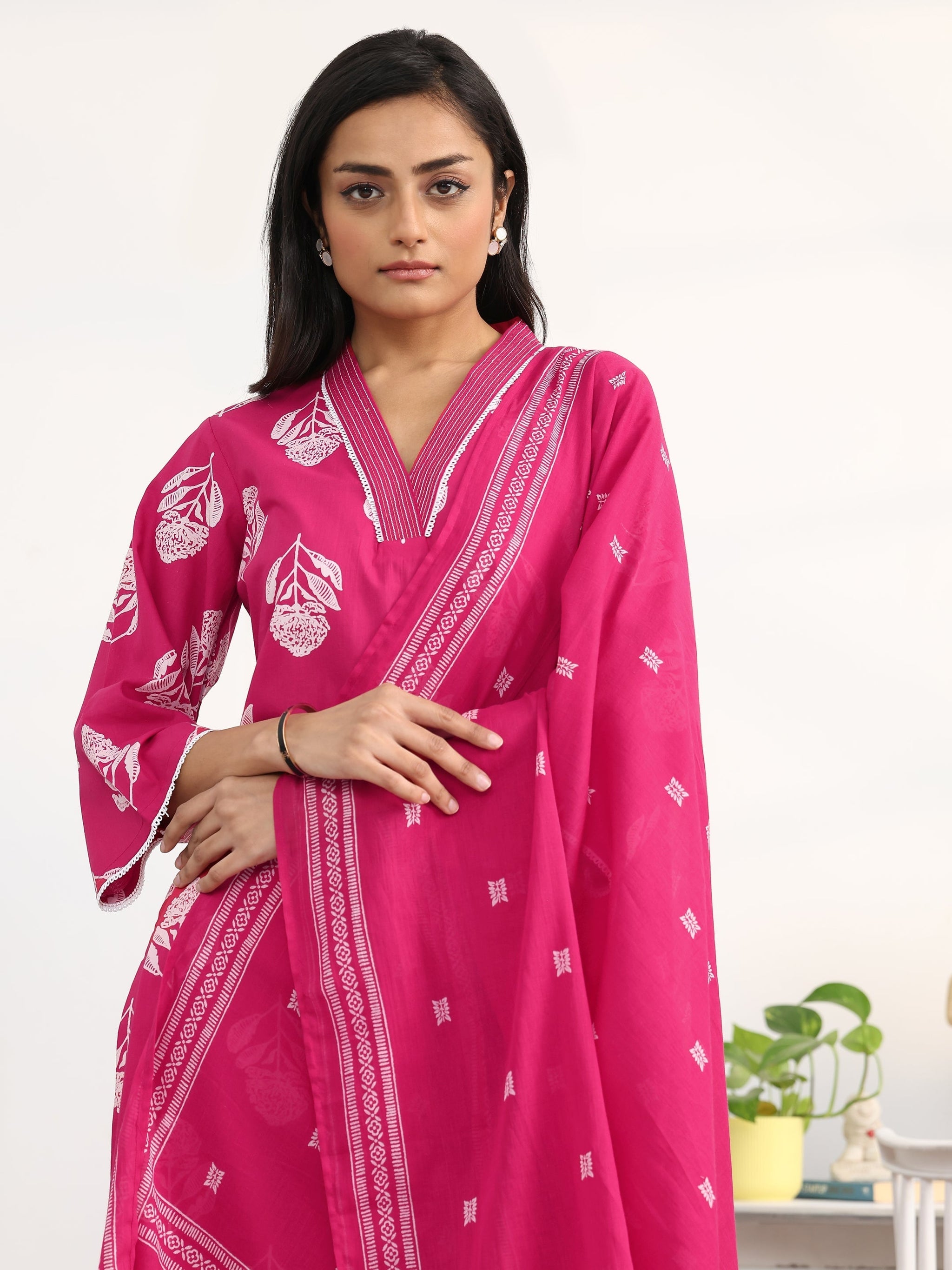 Gerua Pink Floral Printed Cotton Blend Straight Suit Set With Dupatta