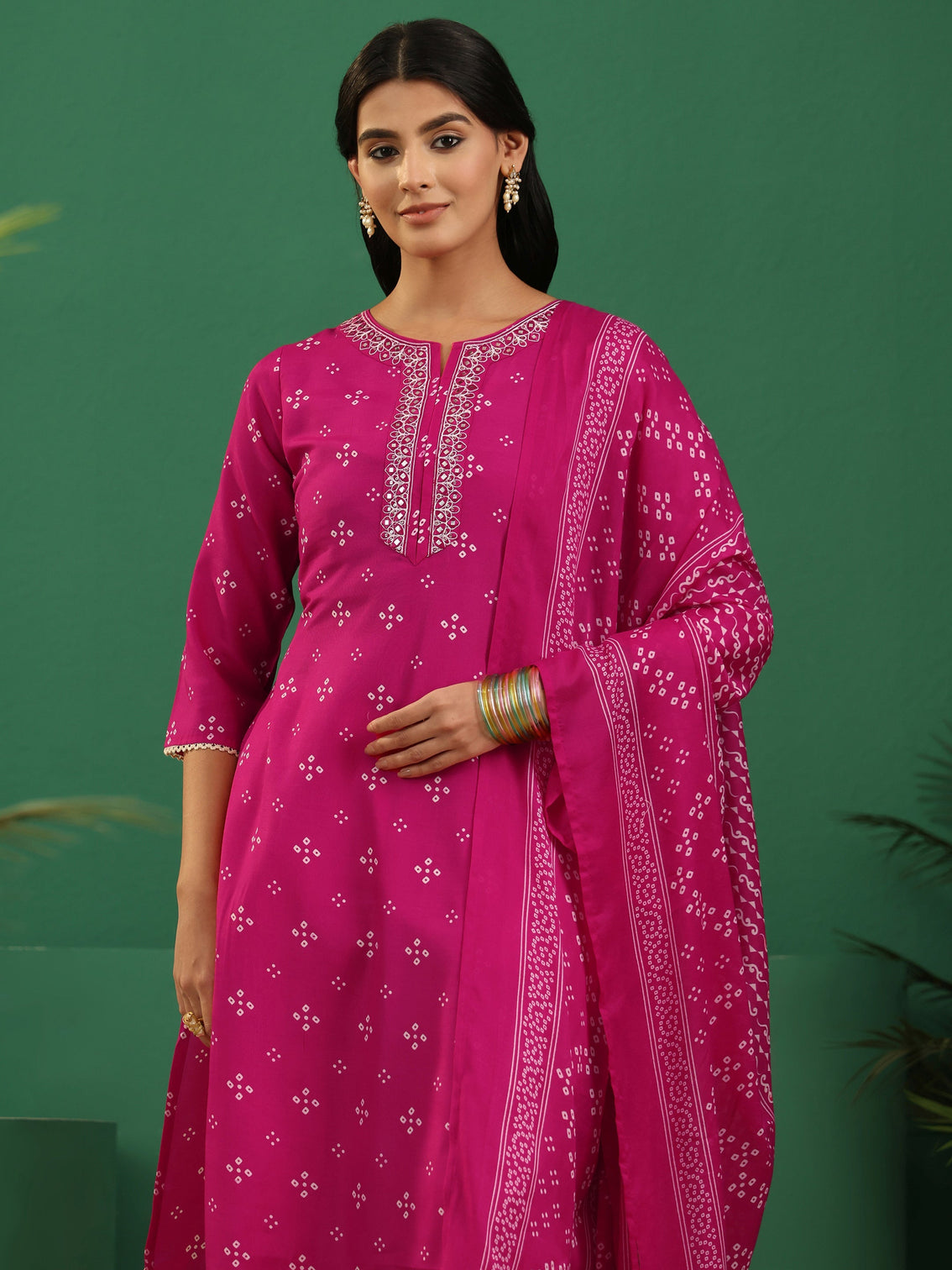 Mameraa Magenta Pink Bandhani Straight Suit Set