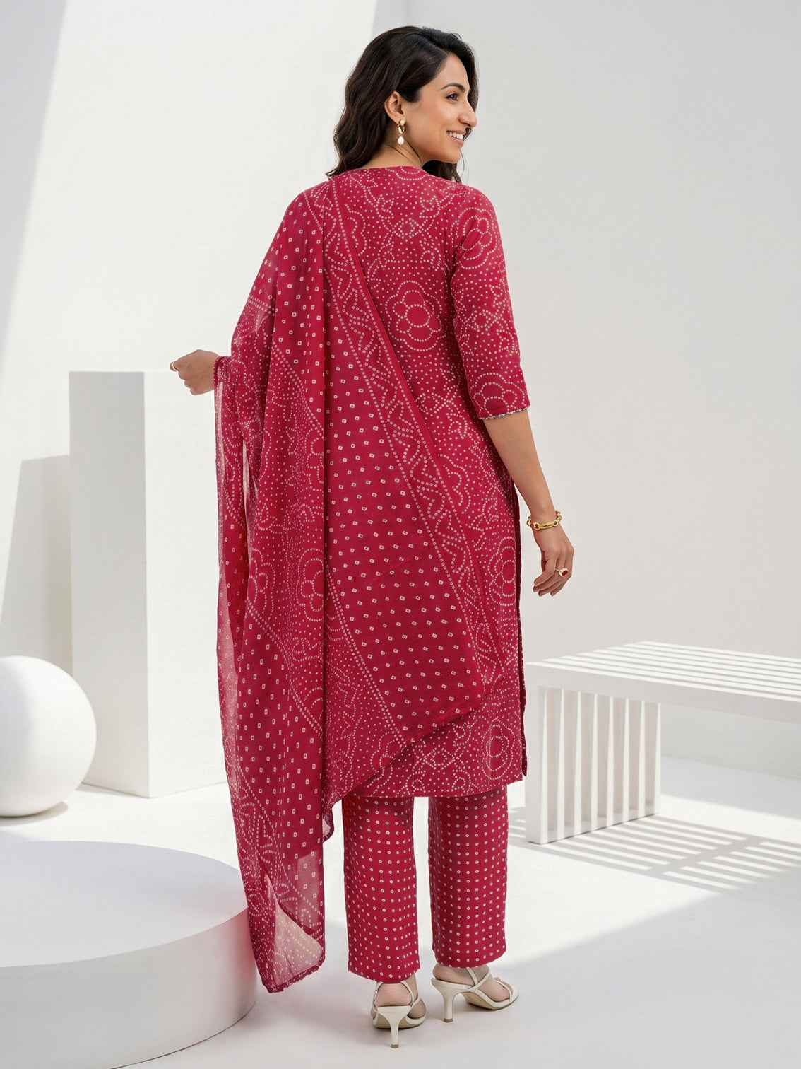 Mameraa Red Bandhani Printed Straight Suit Set