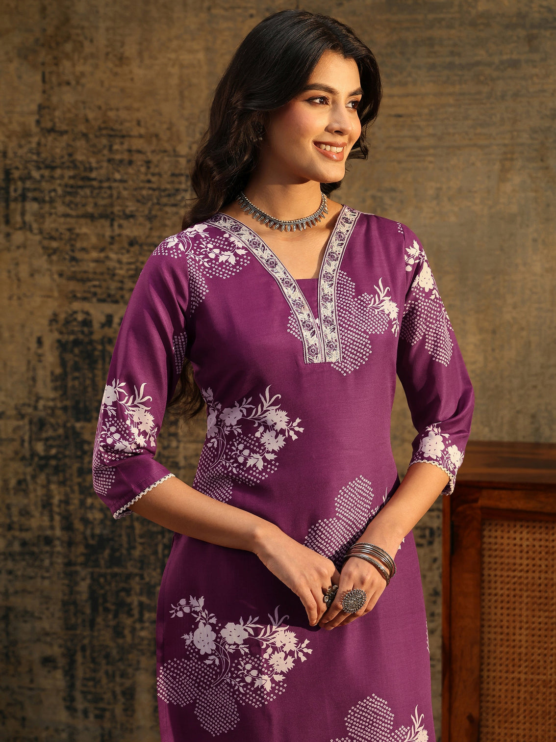 Mameraa Burgundy Bandhani Straight Suit Set