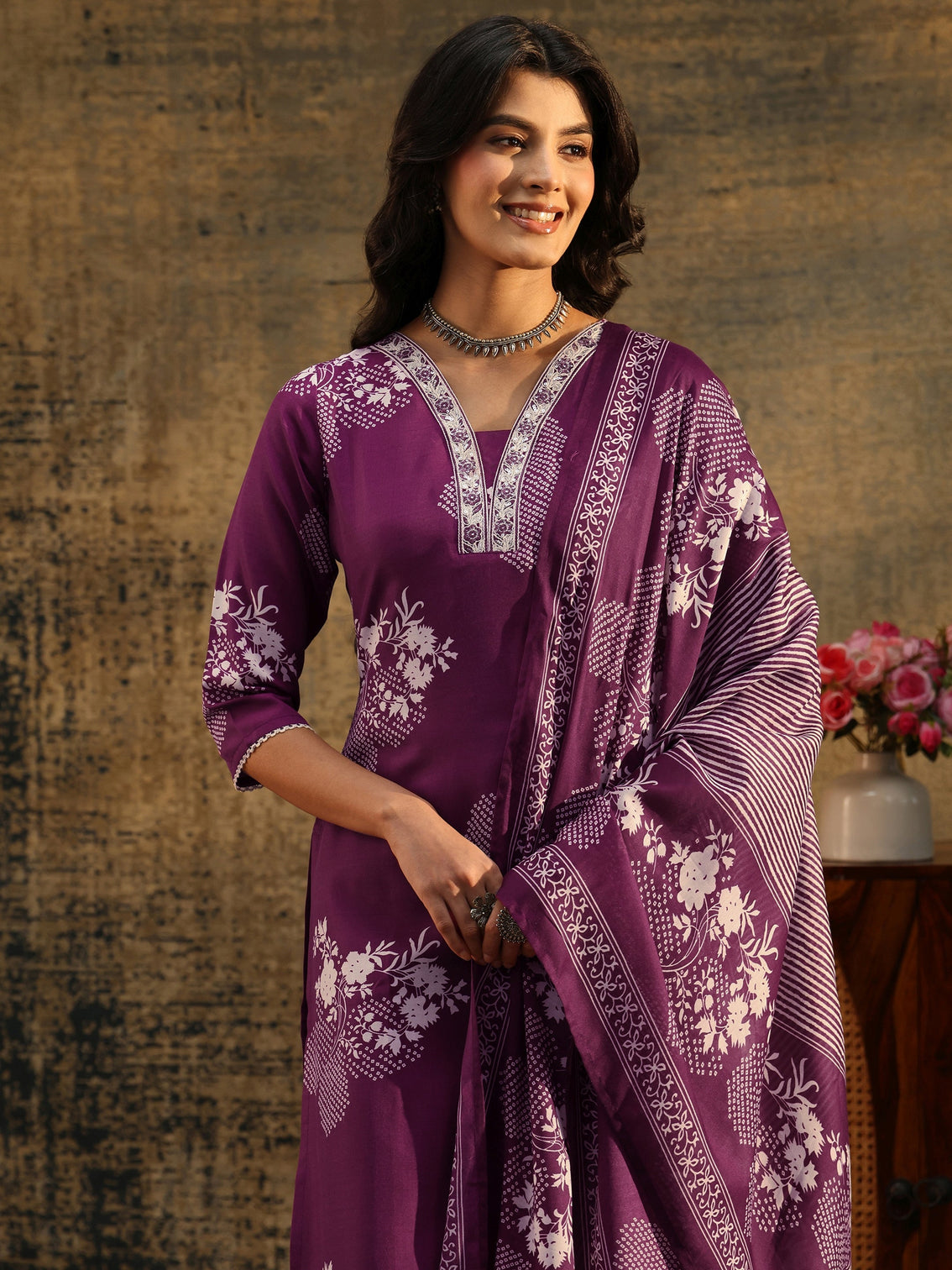 Mameraa Burgundy Bandhani Straight Suit Set