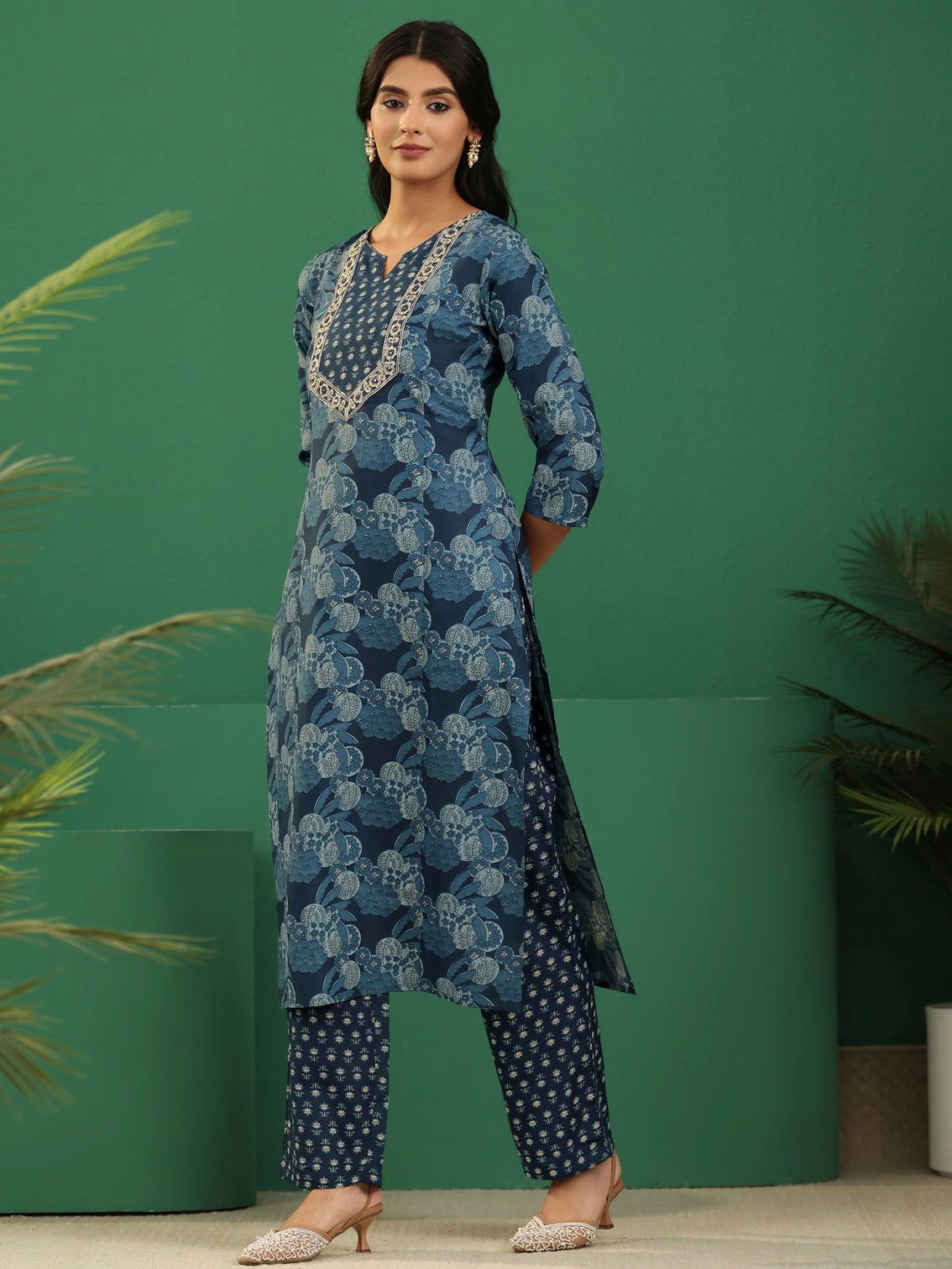 Mameraa Blue Floral Printed A-Line Suit Set
